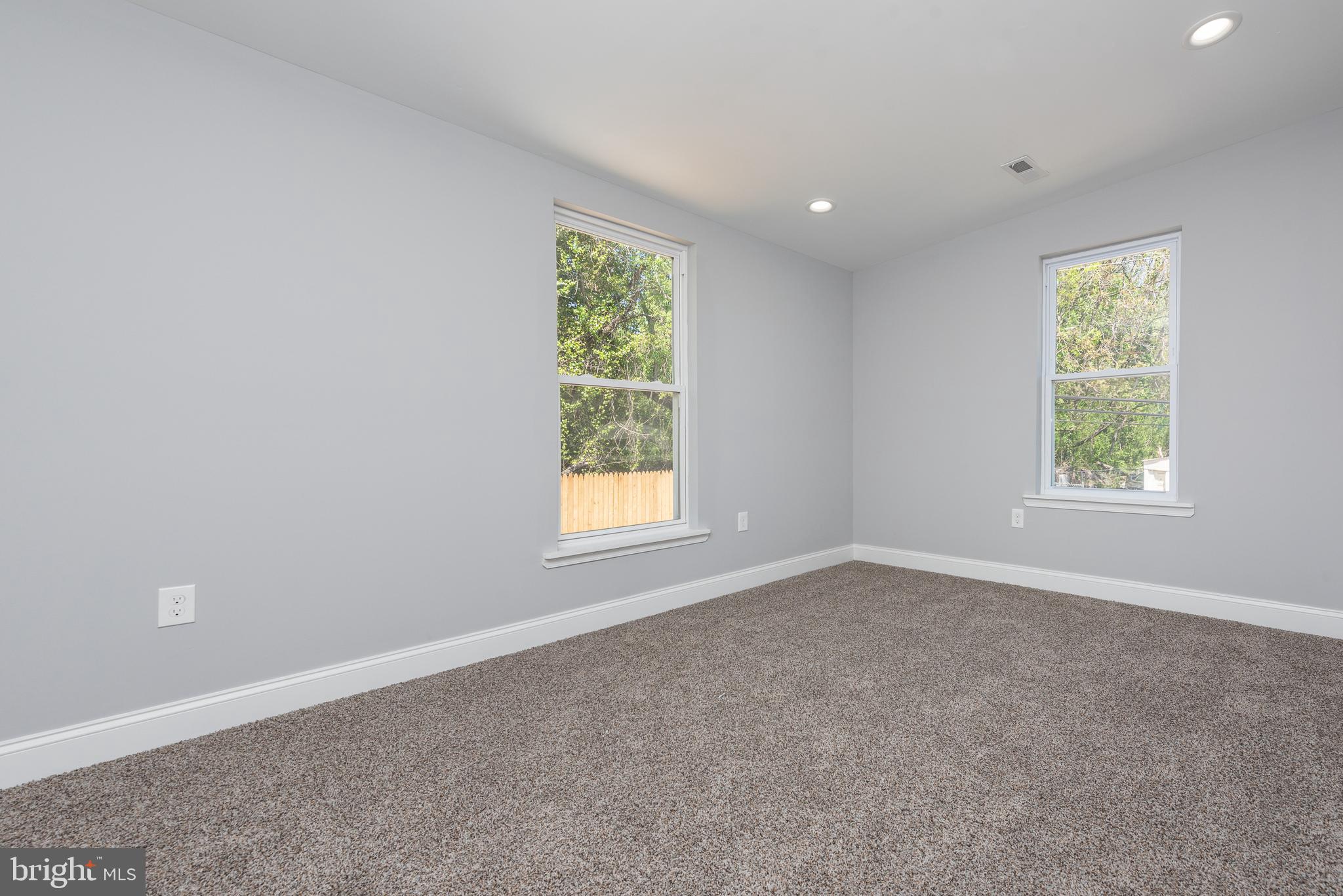 BLOOMFIELD - Residential