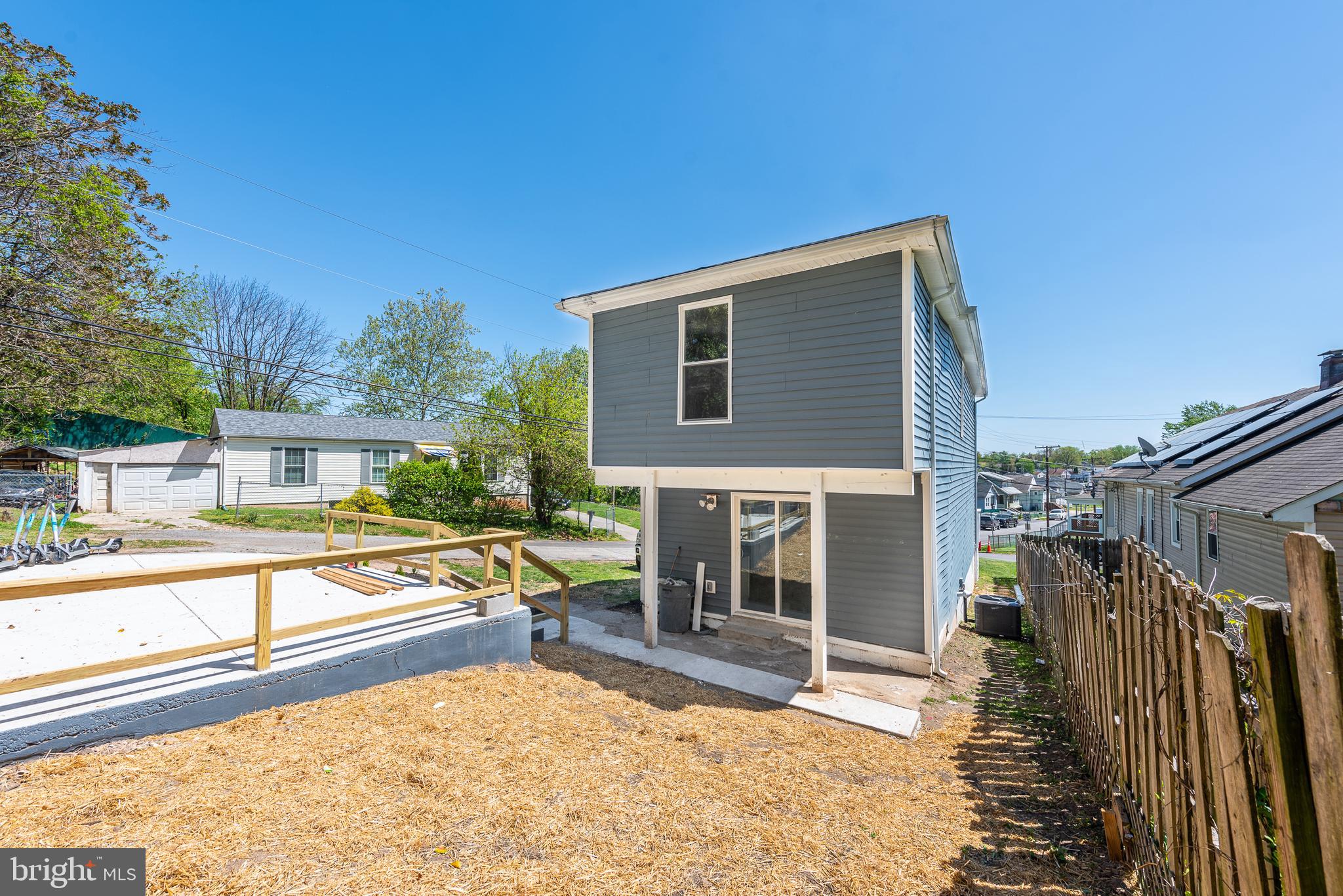 BLOOMFIELD - Residential