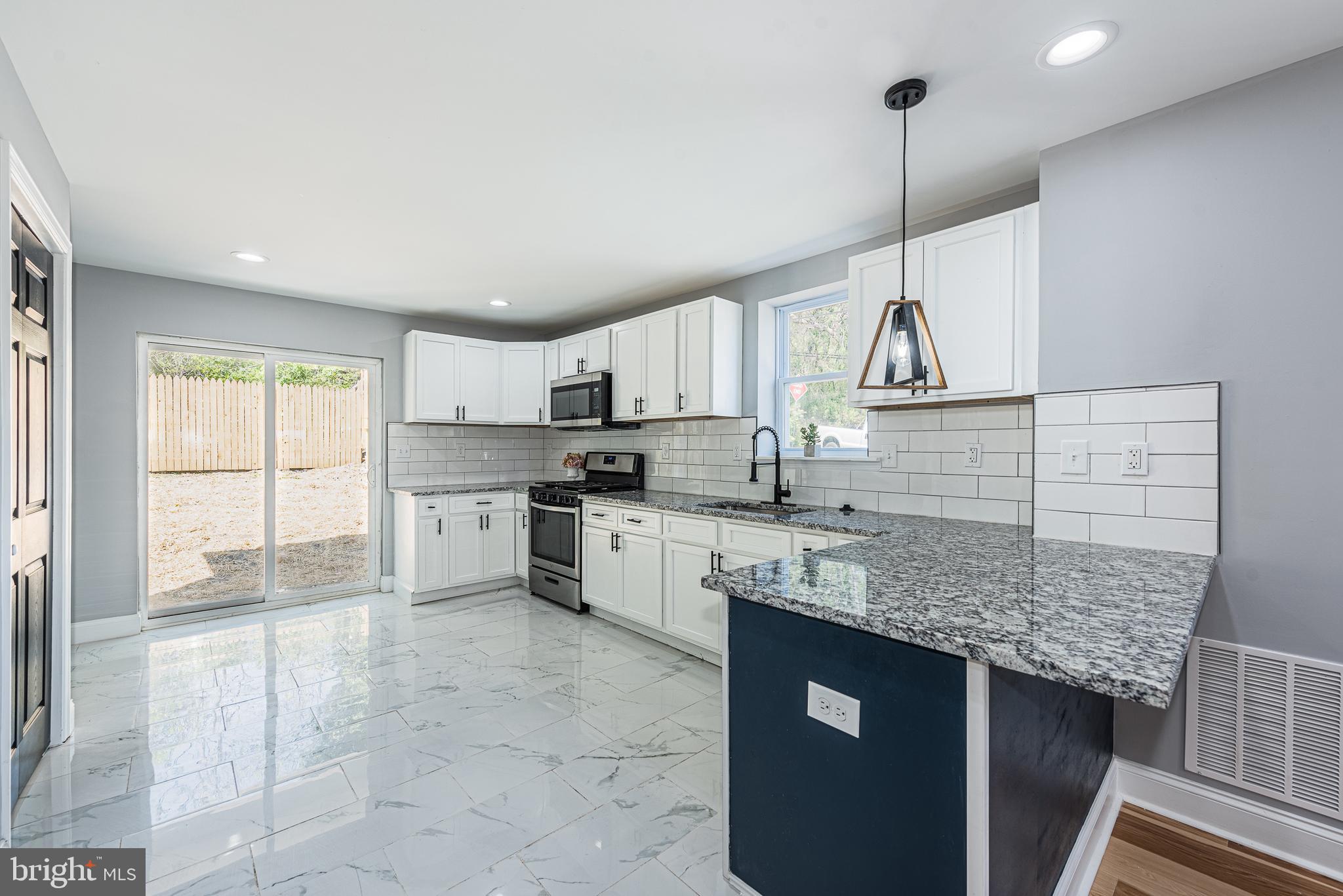 BLOOMFIELD - Residential