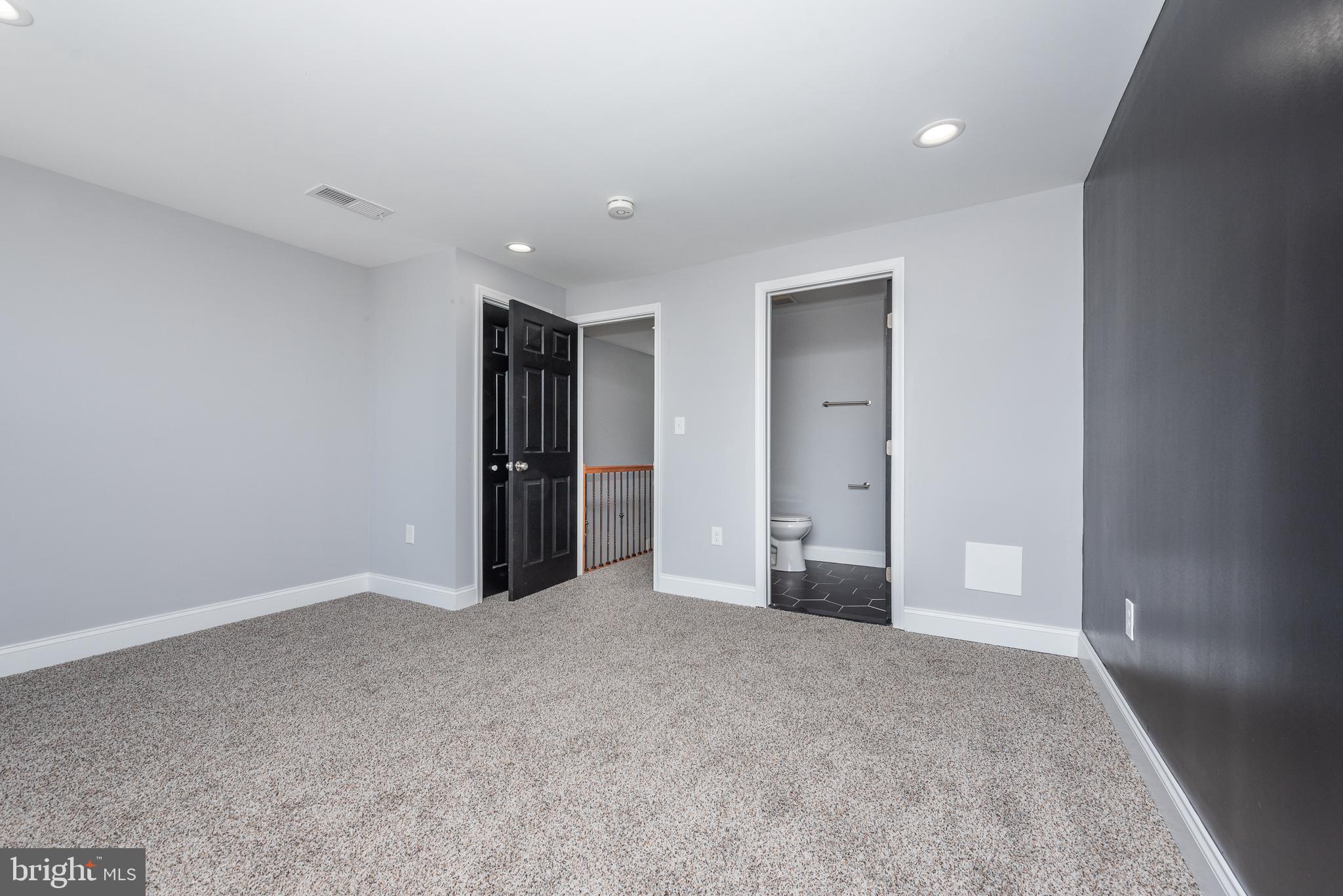 BLOOMFIELD - Residential