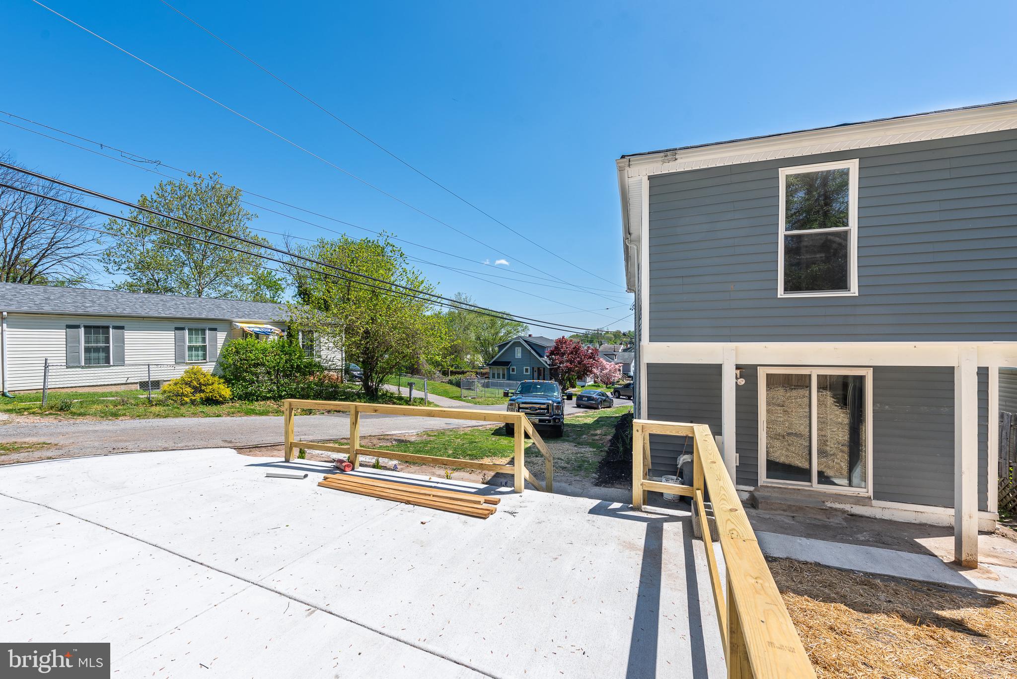 BLOOMFIELD - Residential