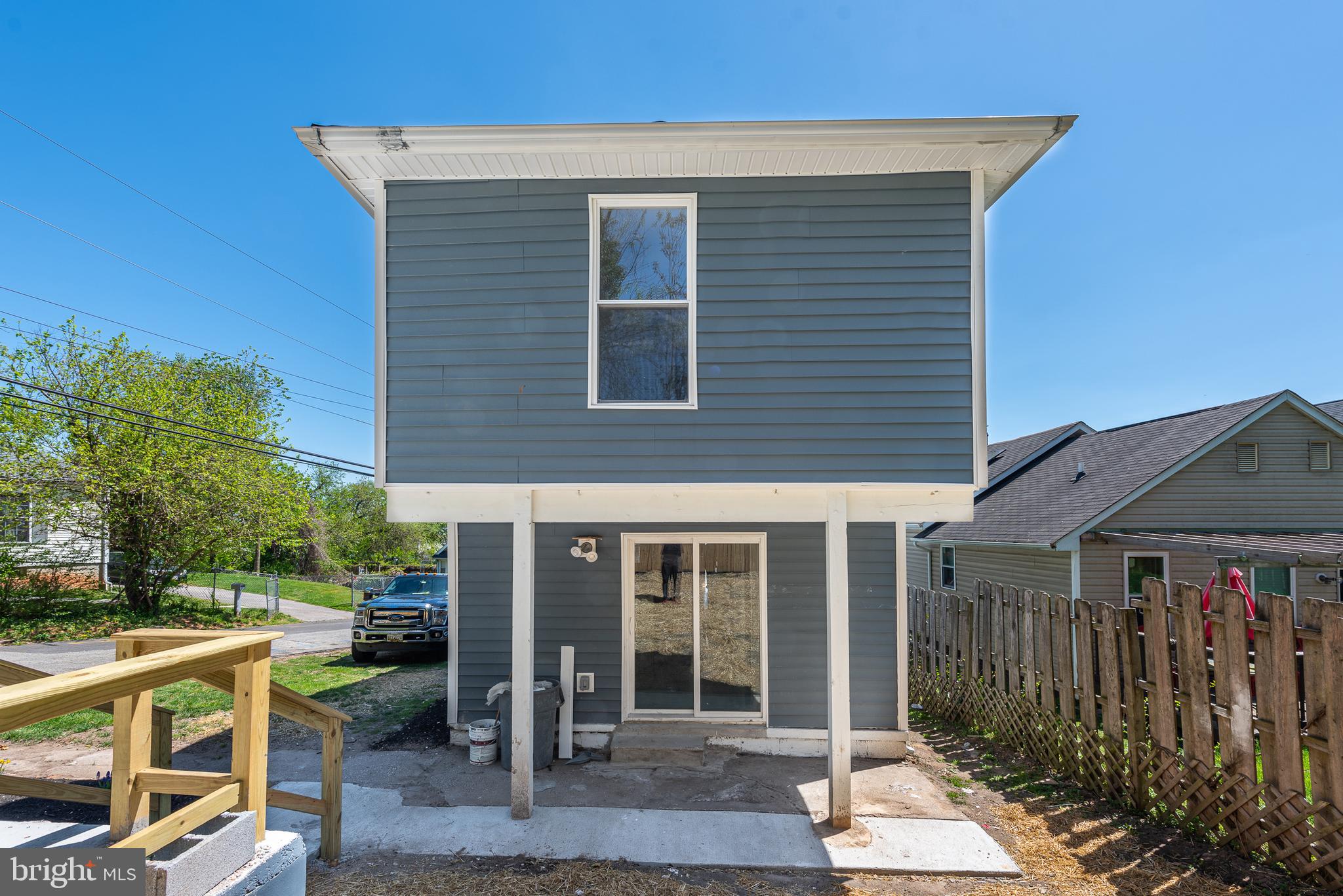 BLOOMFIELD - Residential