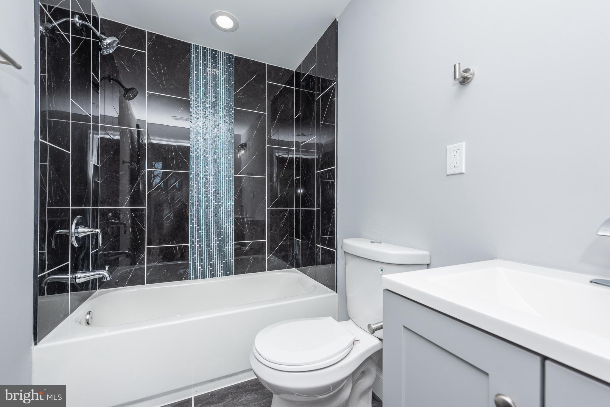 BLOOMFIELD - Residential