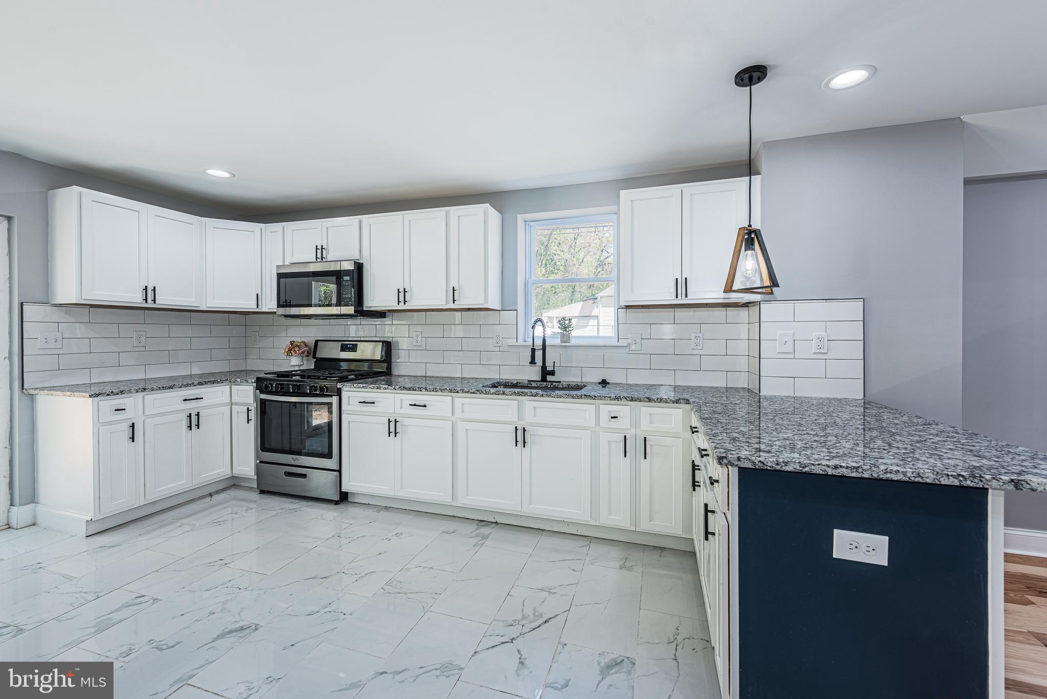 BLOOMFIELD - Residential