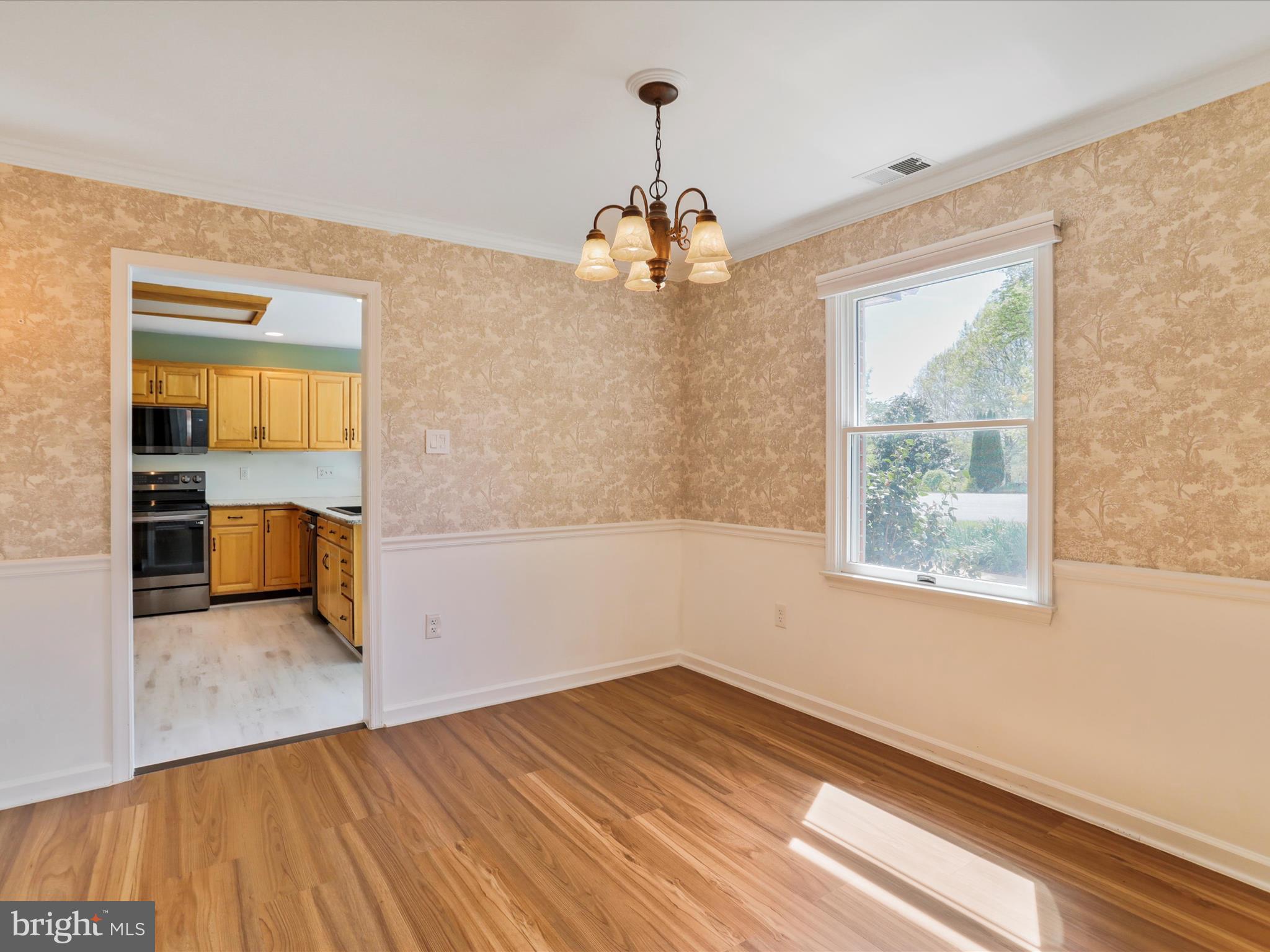 CLOVERDALE HEIGHTS - Residential