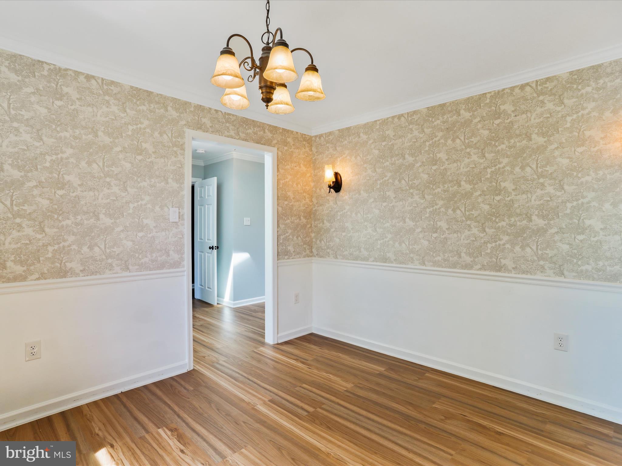 CLOVERDALE HEIGHTS - Residential