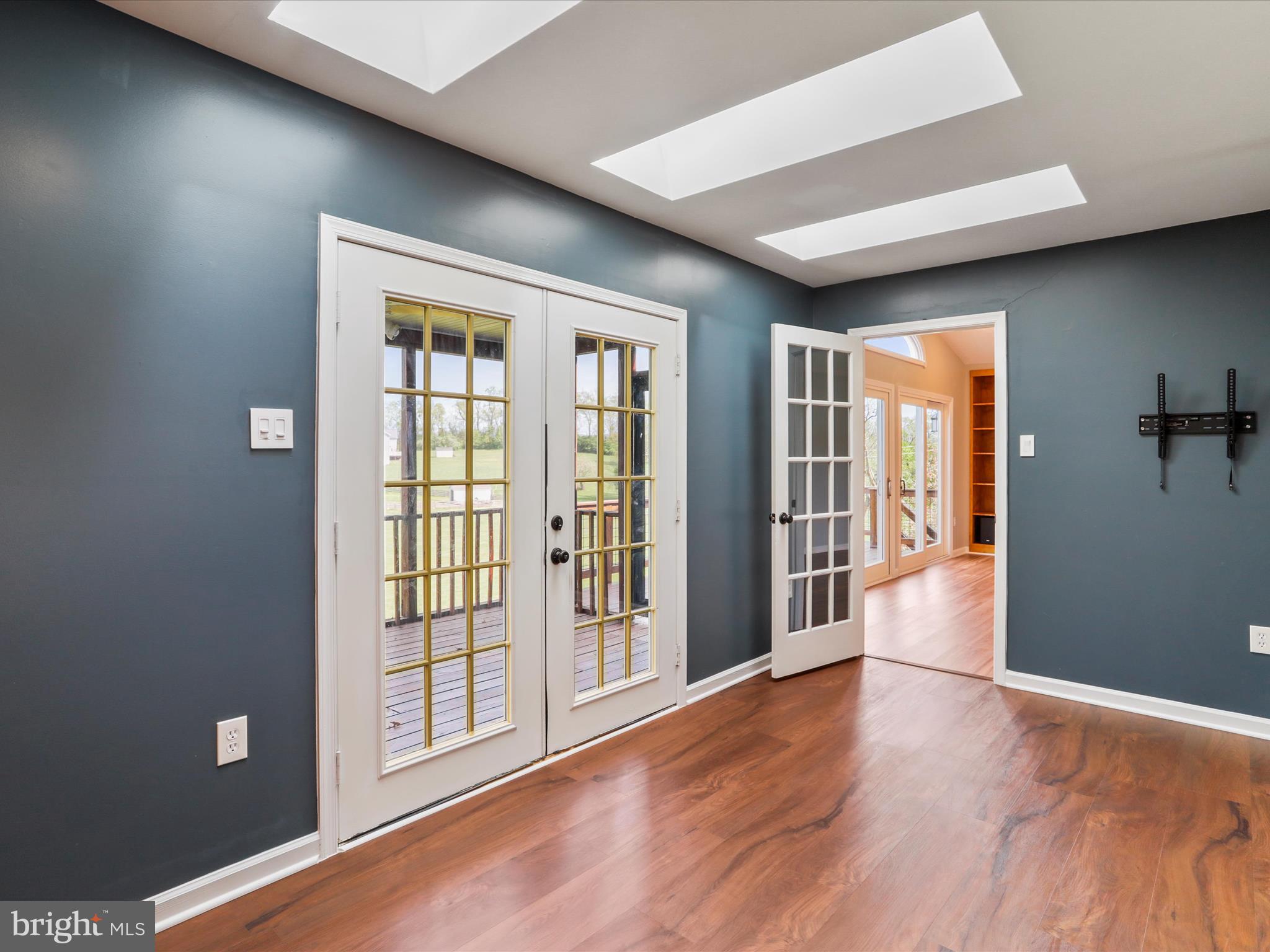 CLOVERDALE HEIGHTS - Residential