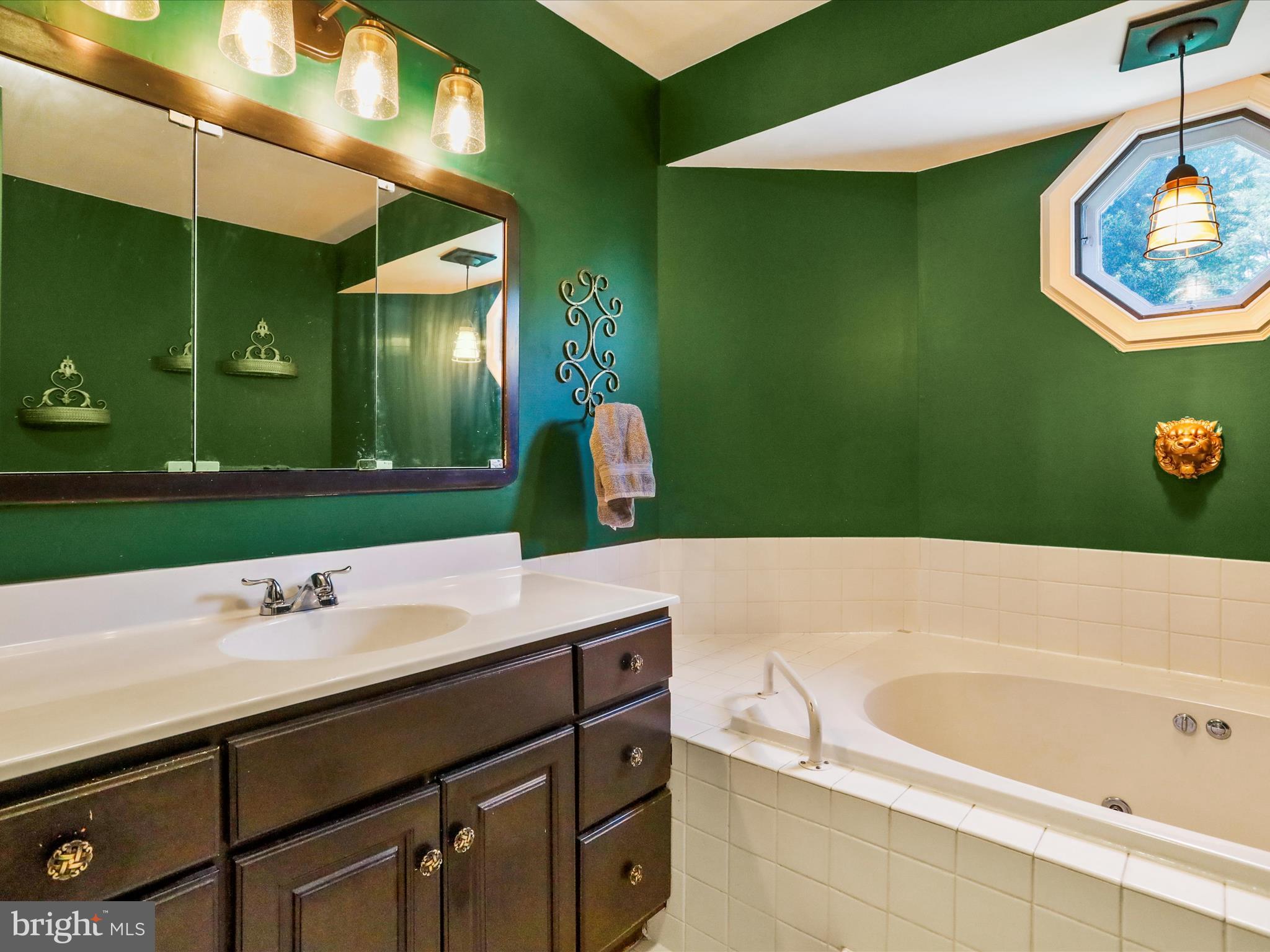 CLOVERDALE HEIGHTS - Residential