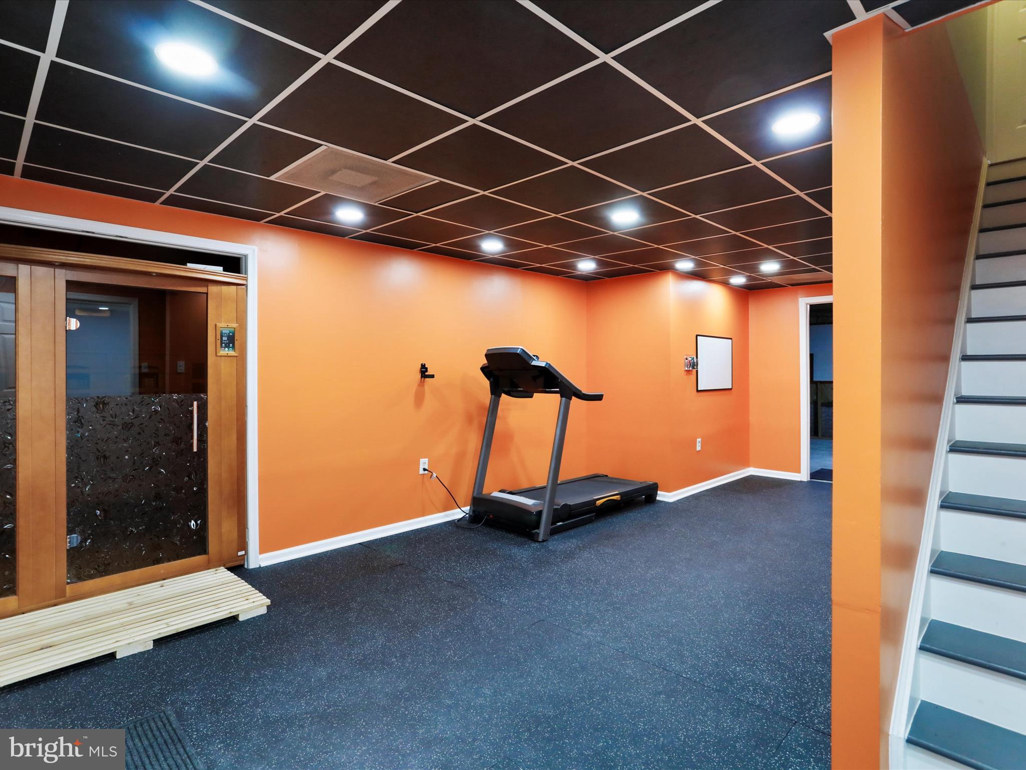 CLOVERDALE HEIGHTS - Residential