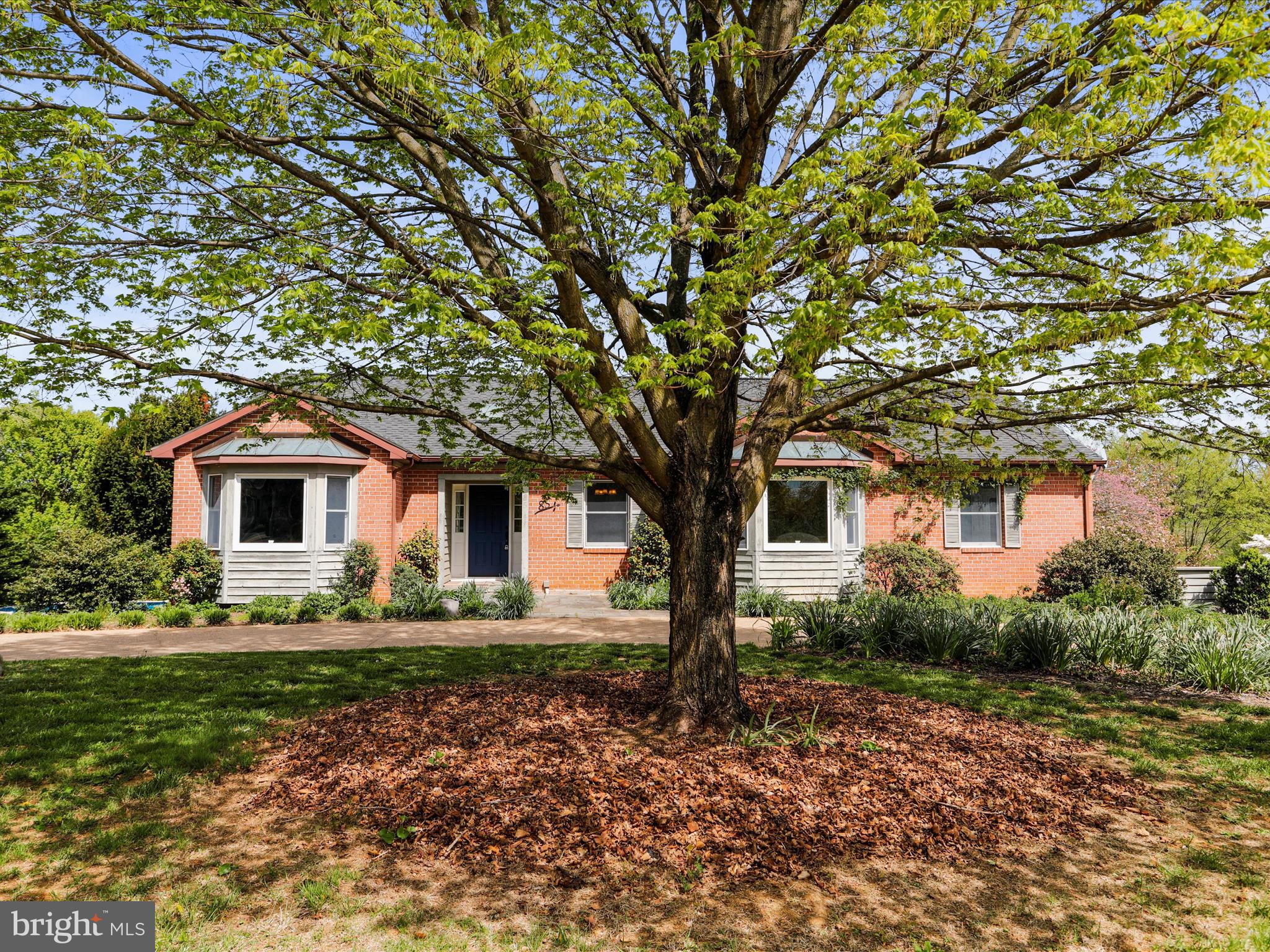 CLOVERDALE HEIGHTS - Residential