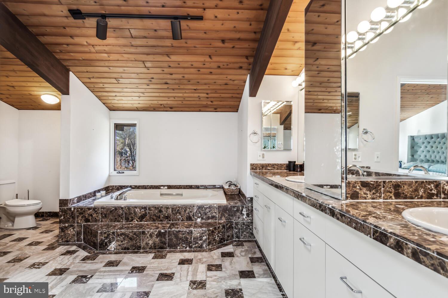 PROSPECT BAY - Residential