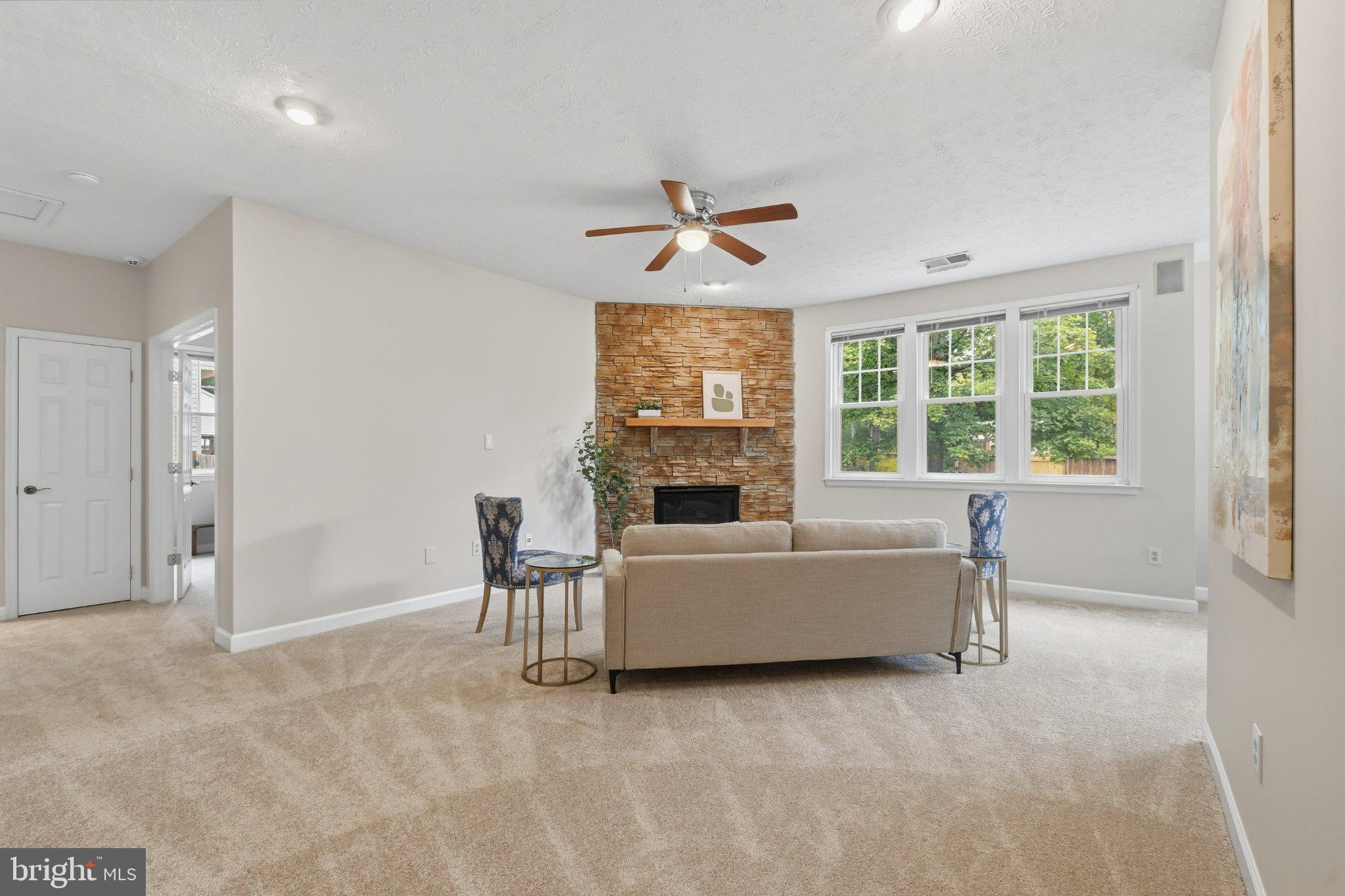 10916 MARYLAND WOODS COURT, WALDORF, MD, 20602 10916 MARYLAND WOODS COURT