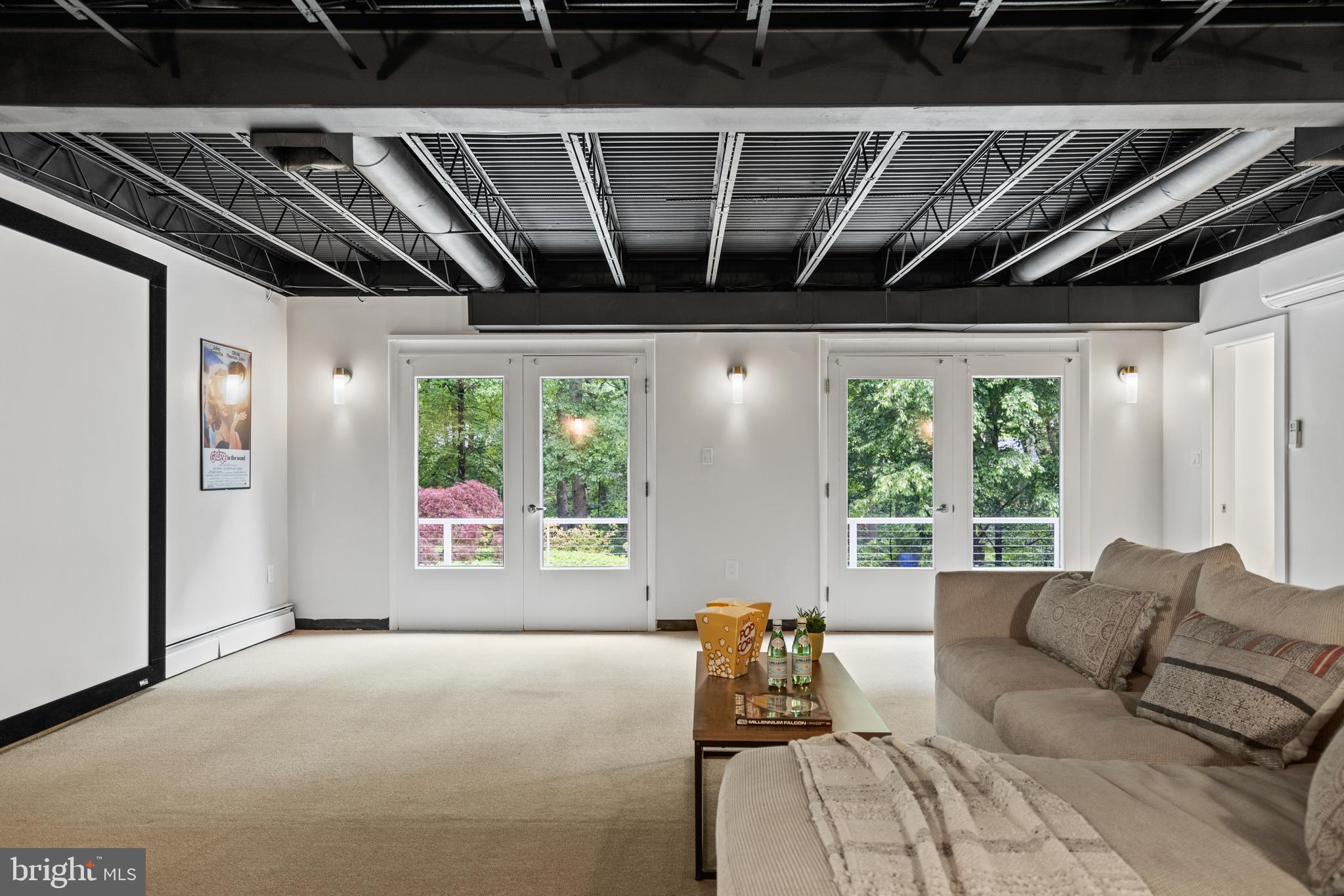 OLDE SWINKS MILL ESTATES - Residential