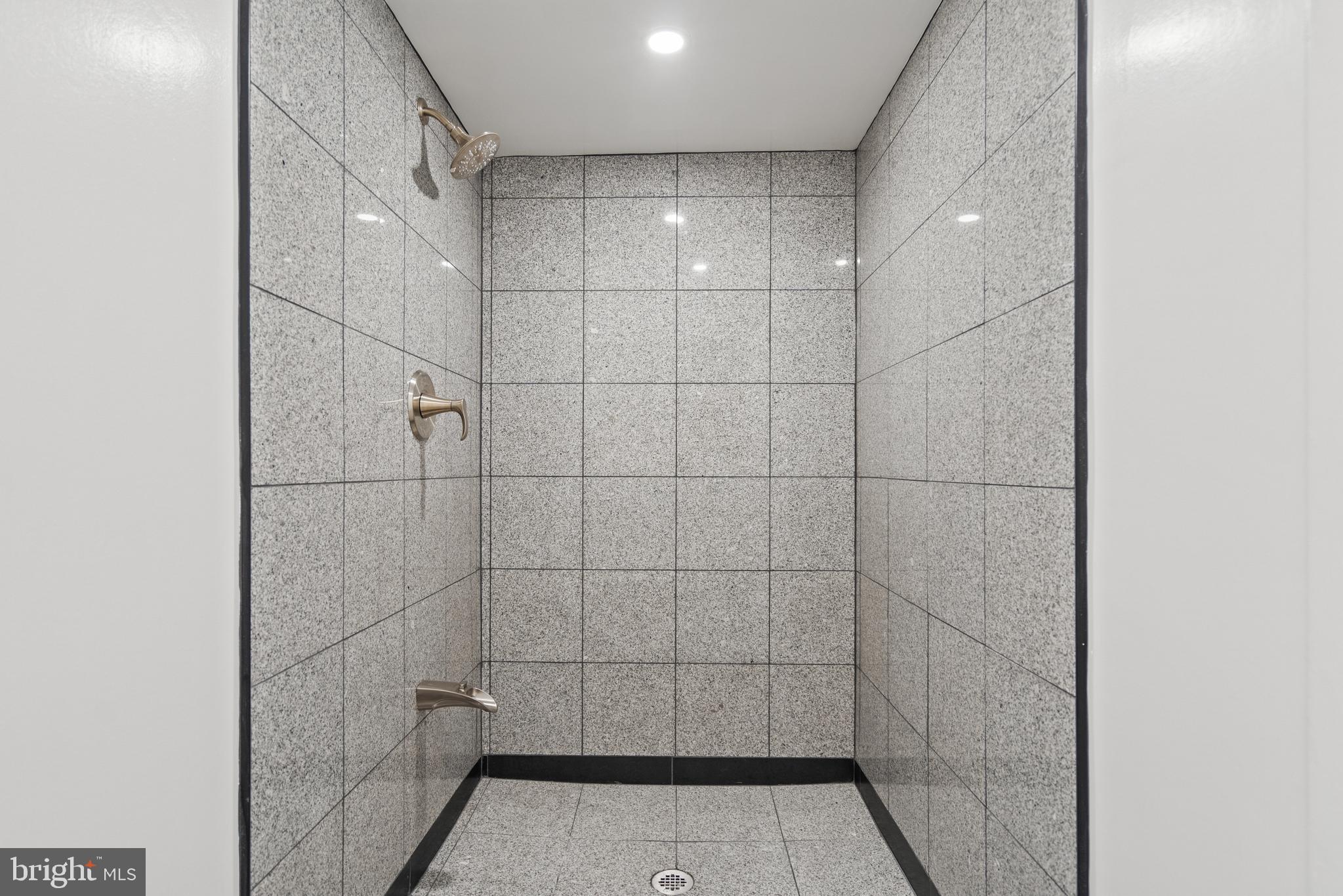 OLDE SWINKS MILL ESTATES - Residential