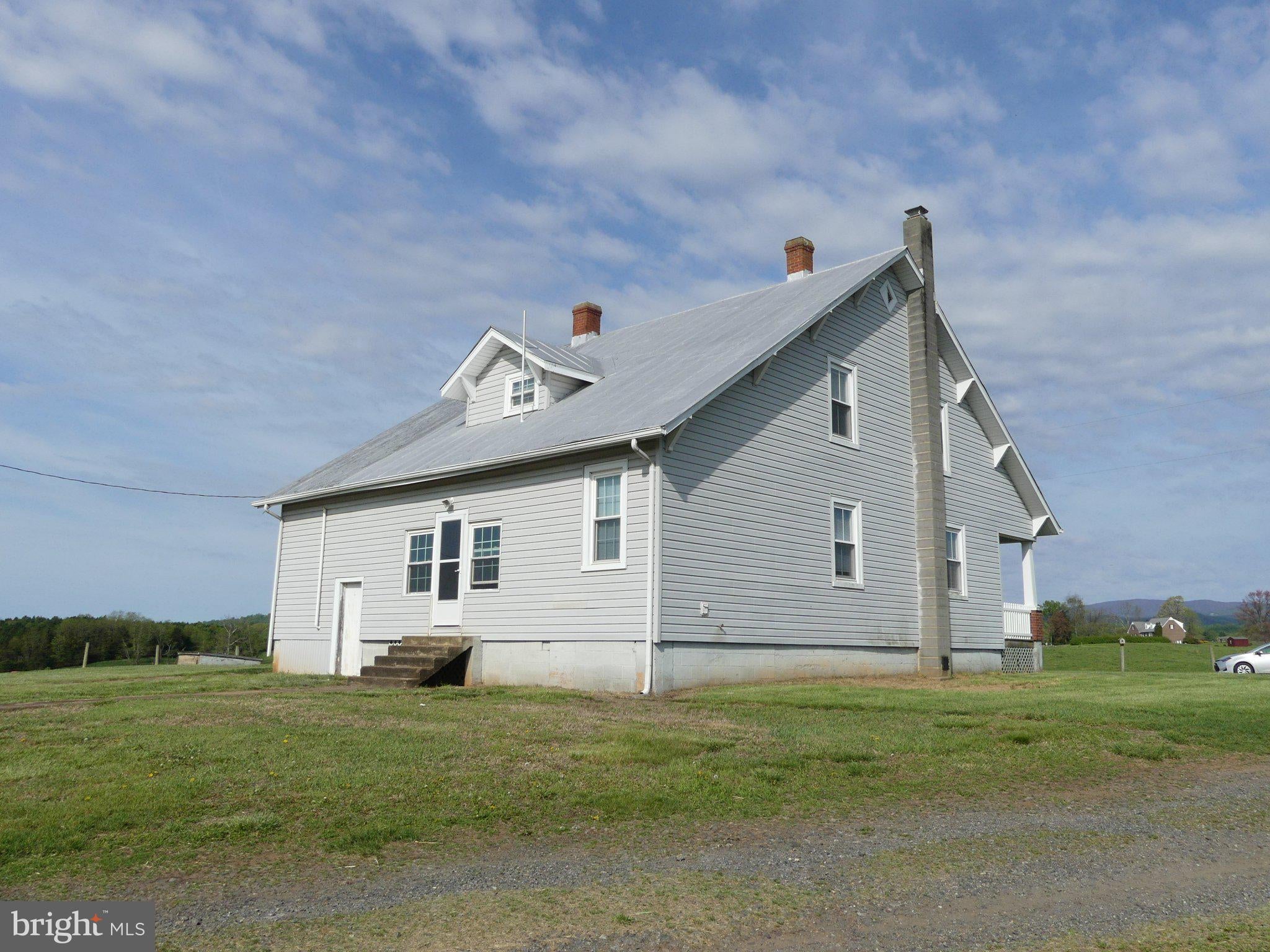 792 WILLIS ROAD