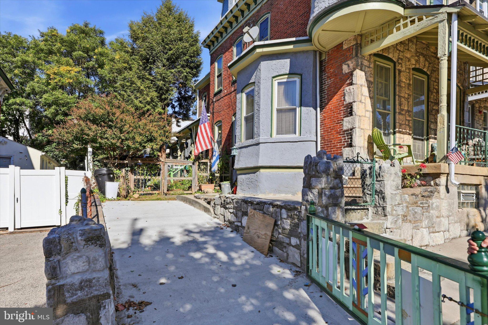 123 SUMAC STREET