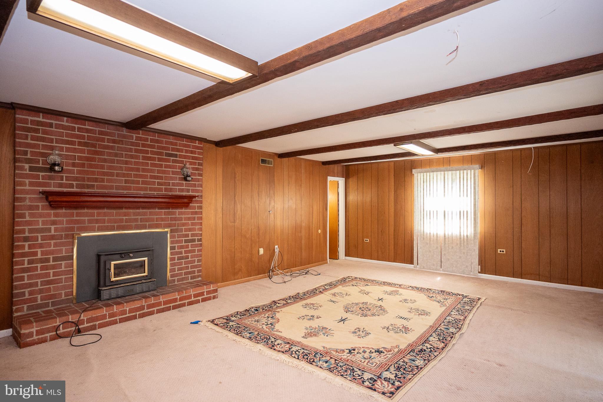 CALVERTON - Residential