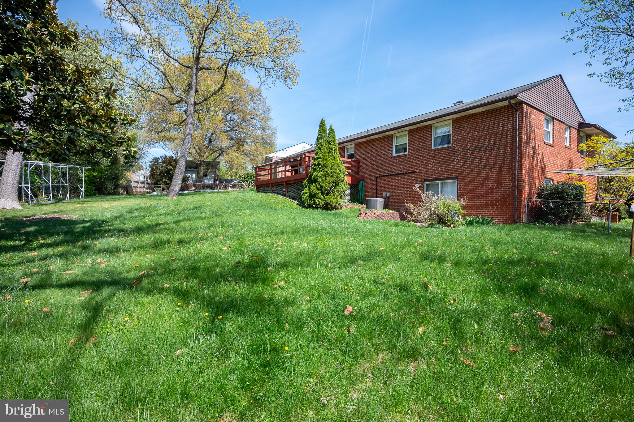 CALVERTON - Residential