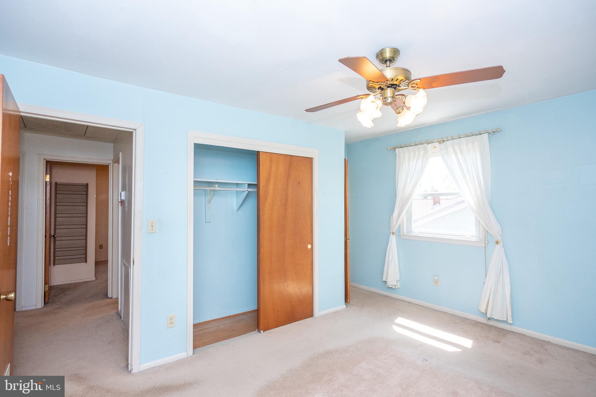 CALVERTON - Residential