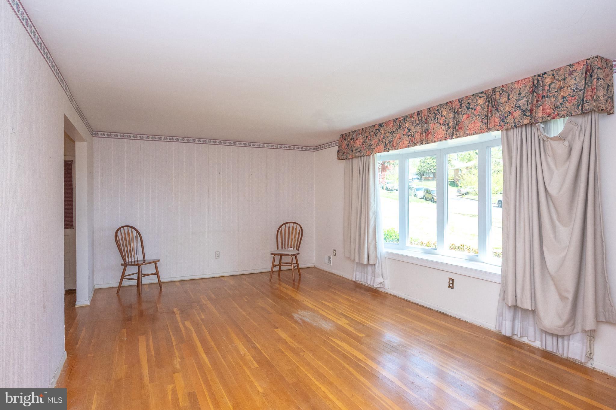 CALVERTON - Residential