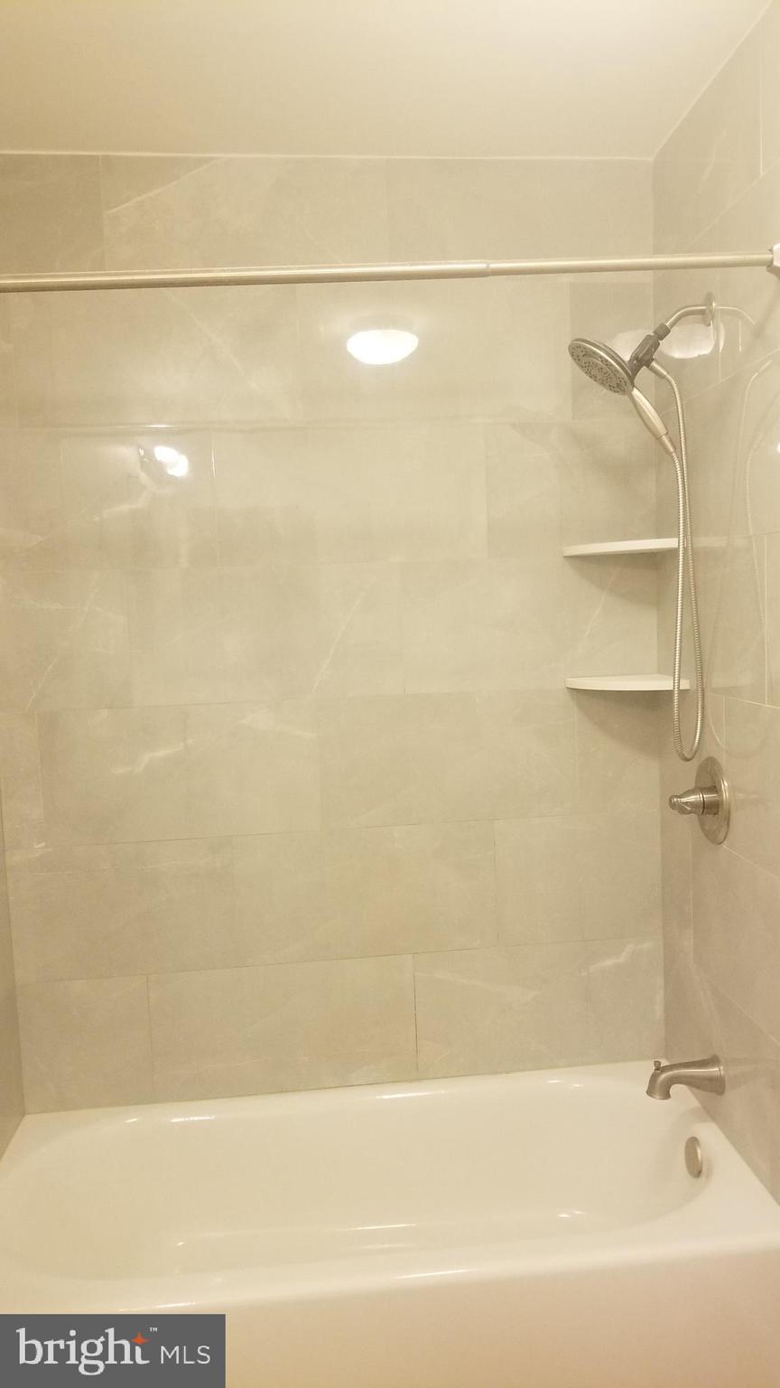 KING COUNCIL - Residential Lease