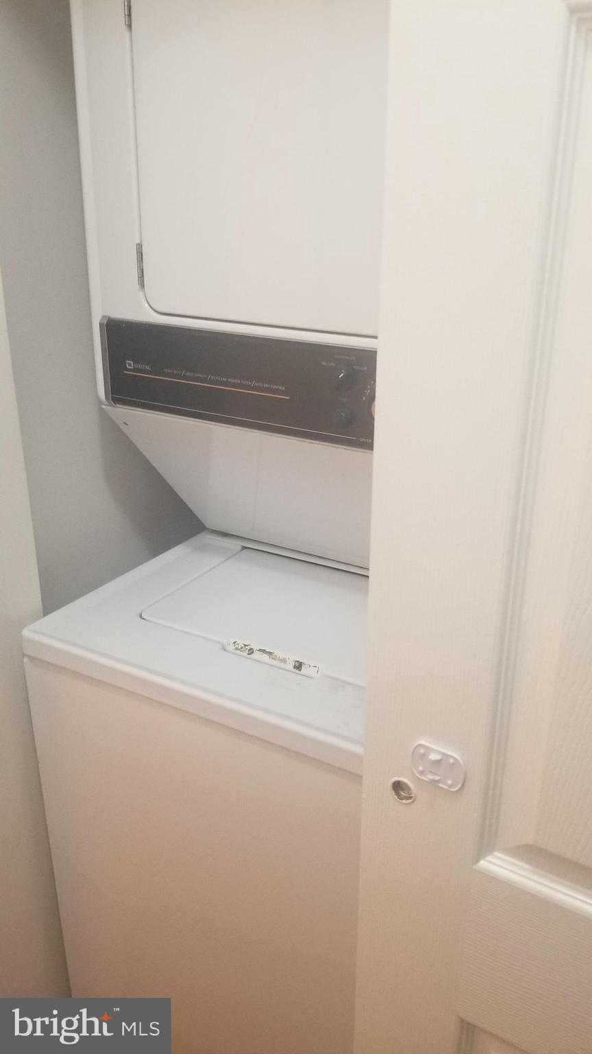 KING COUNCIL - Residential Lease