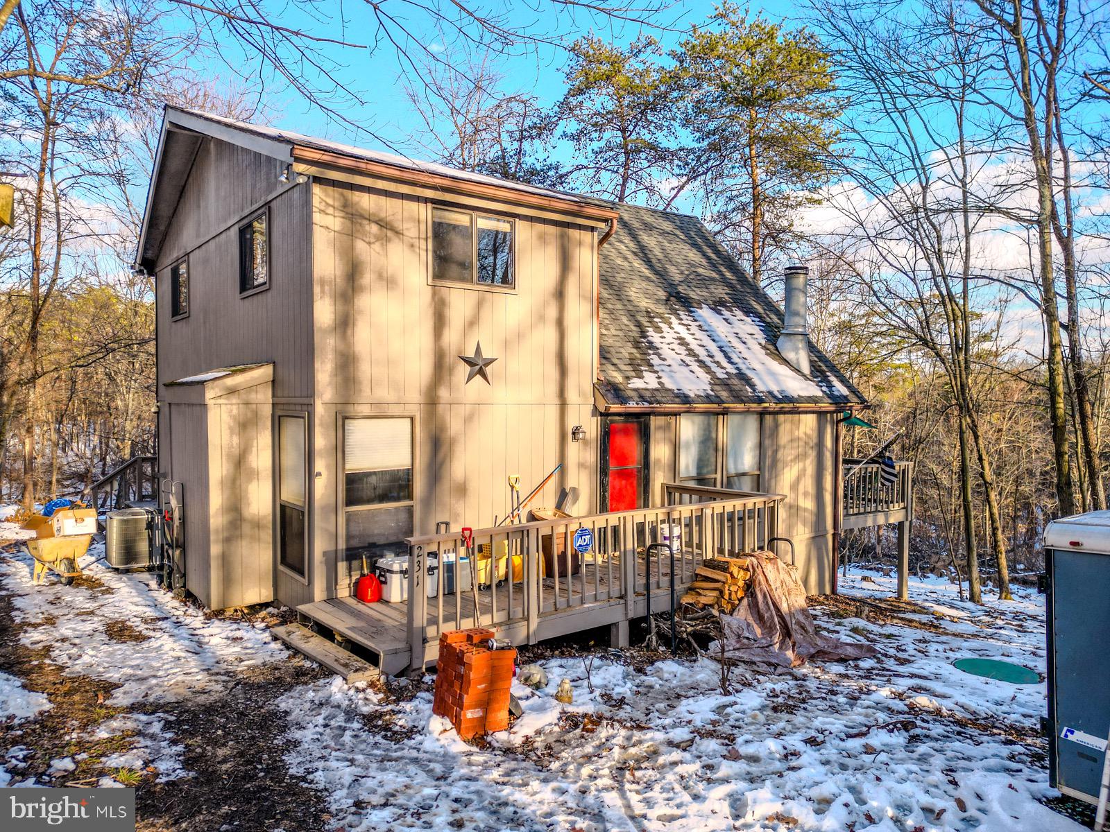 THE WOODS - Residential