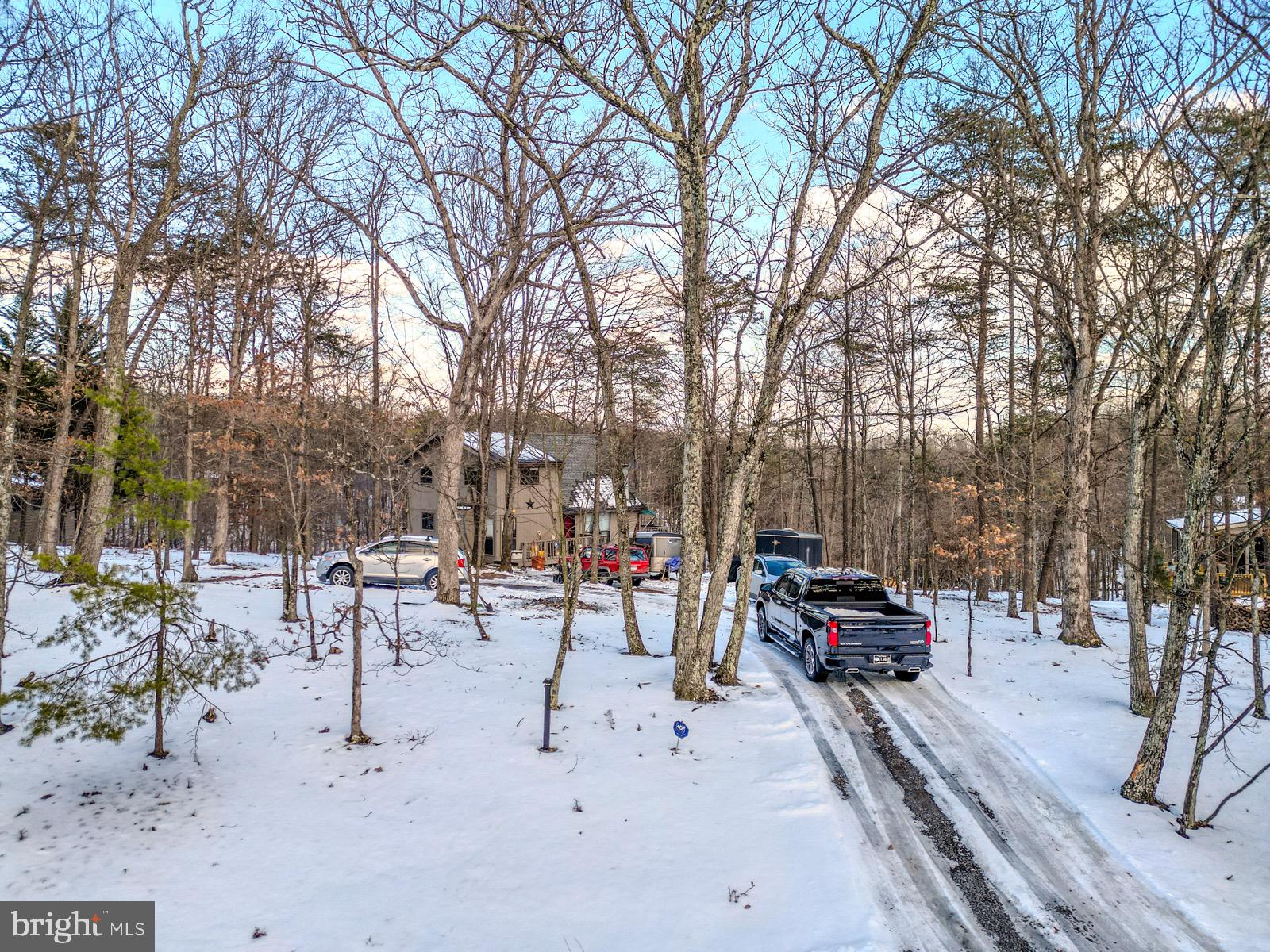 THE WOODS - Residential