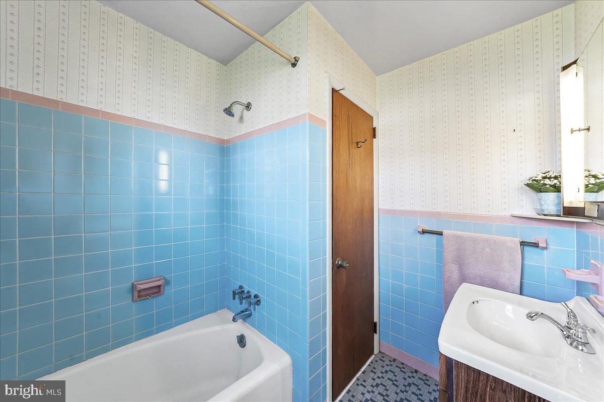 WEST WARD - Residential