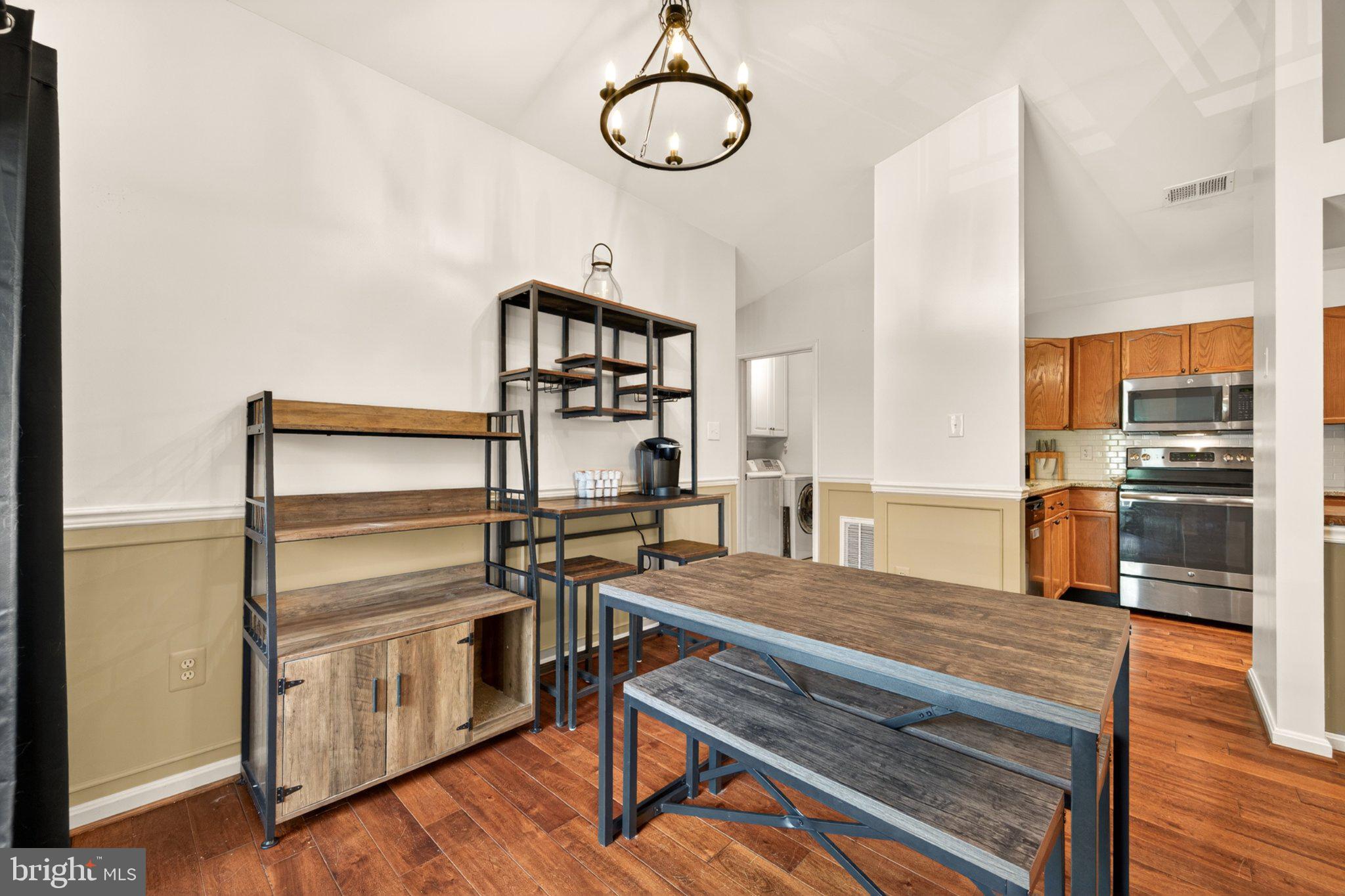 OLD FARM STATION - Residential