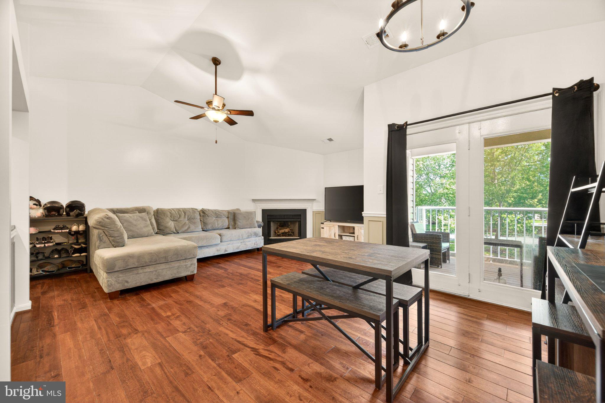 OLD FARM STATION - Residential