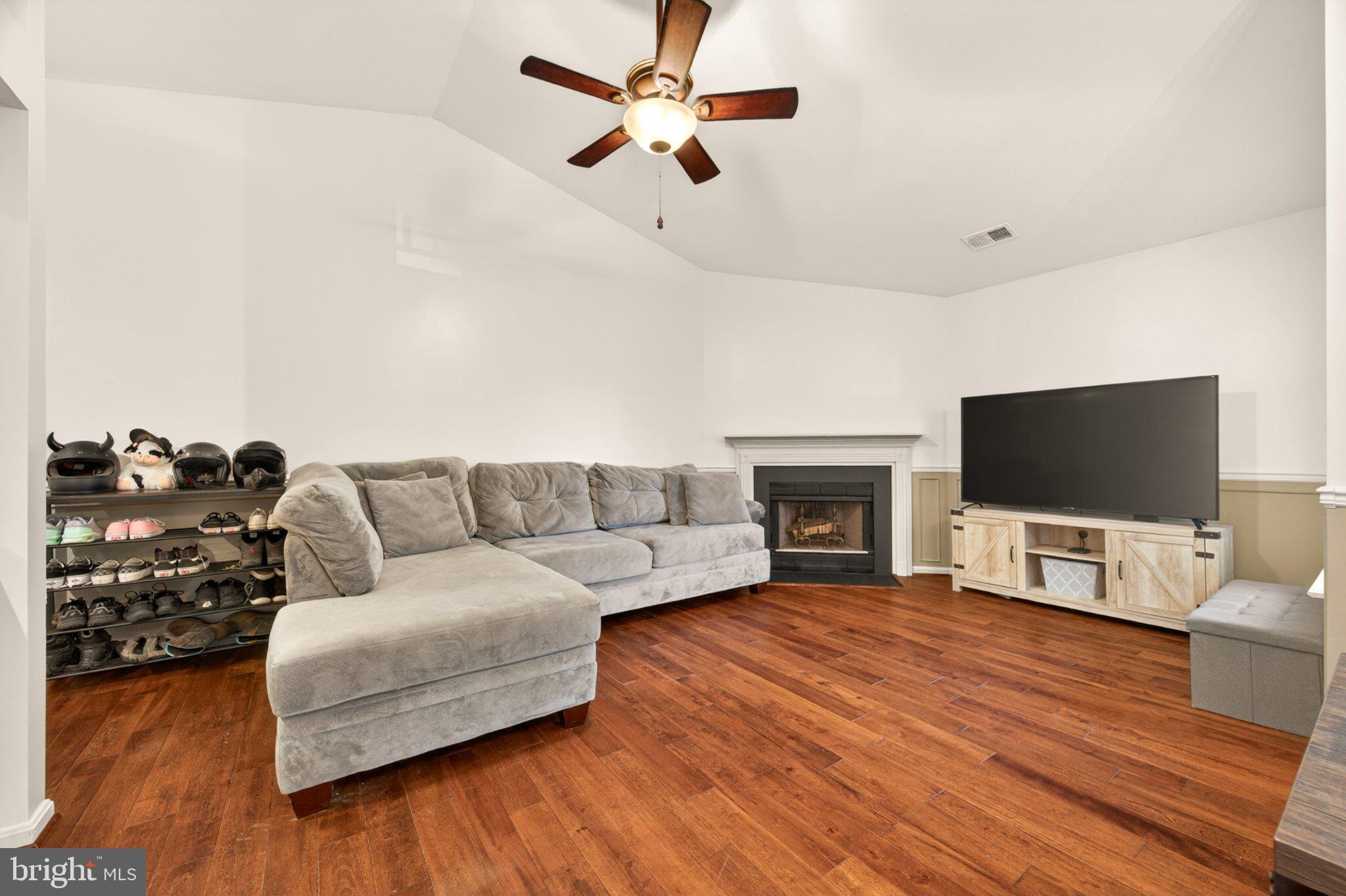 OLD FARM STATION - Residential
