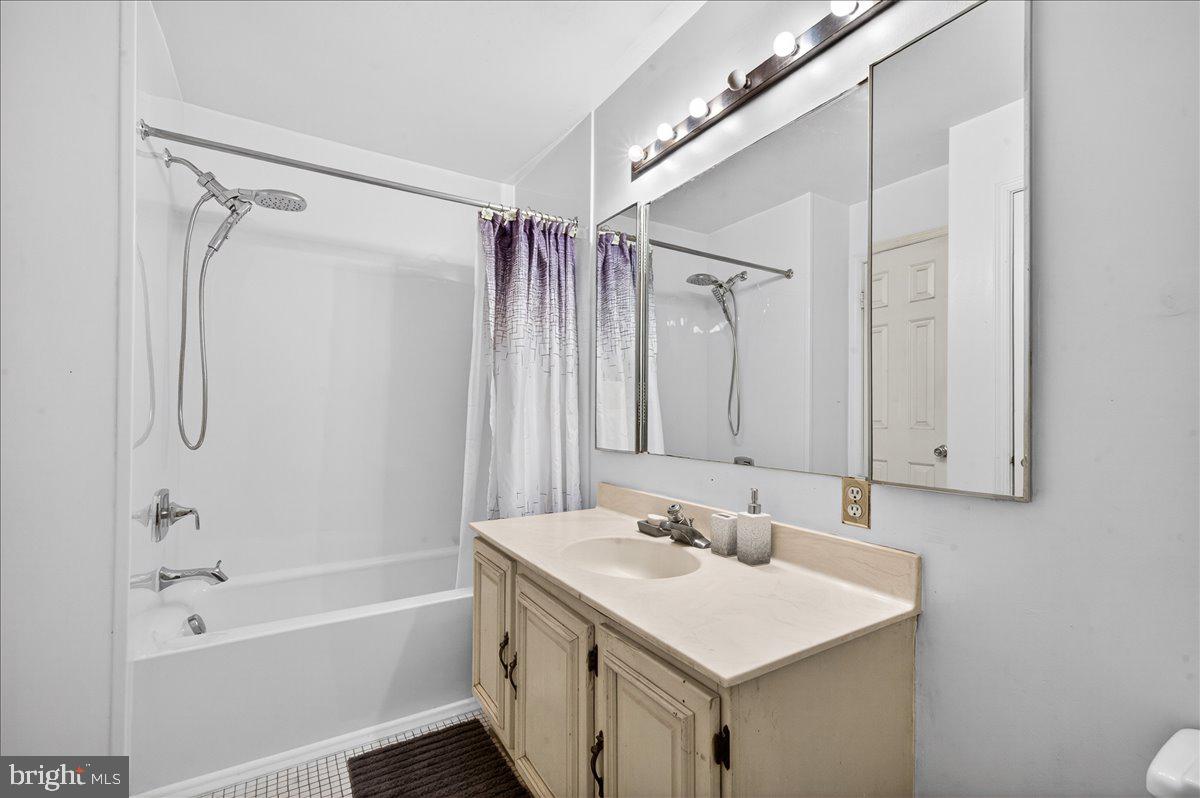 BURKE CENTRE CONSERVANCY - Residential