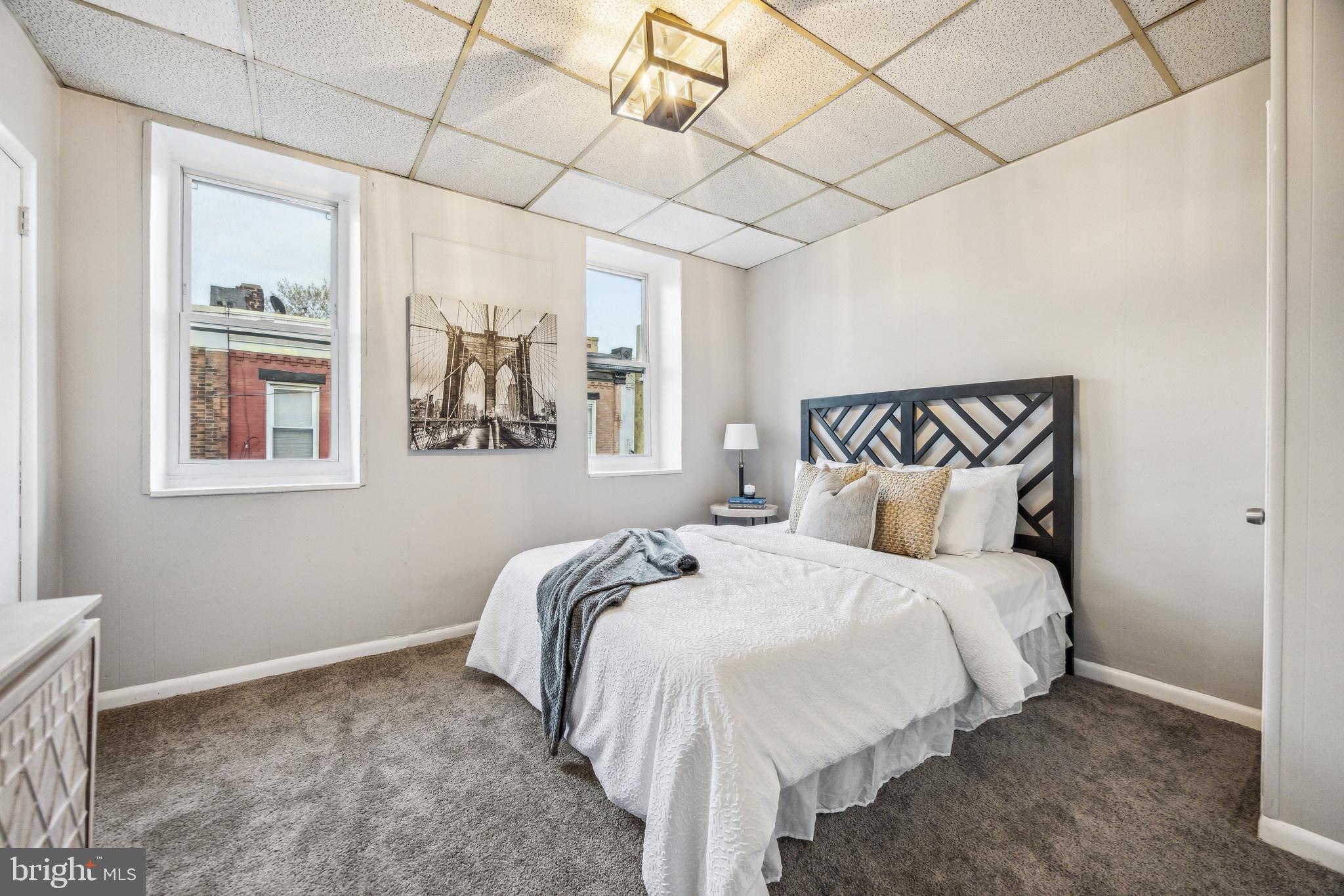 POINT BREEZE - Residential