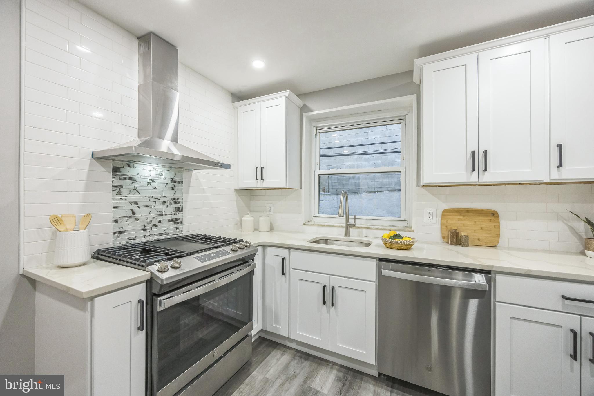 POINT BREEZE - Residential