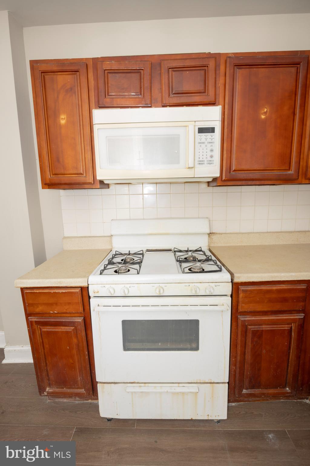 HARROWGATE - Residential