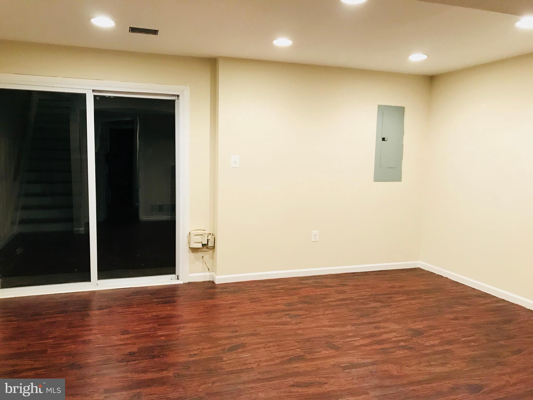 DALE CITY - Residential