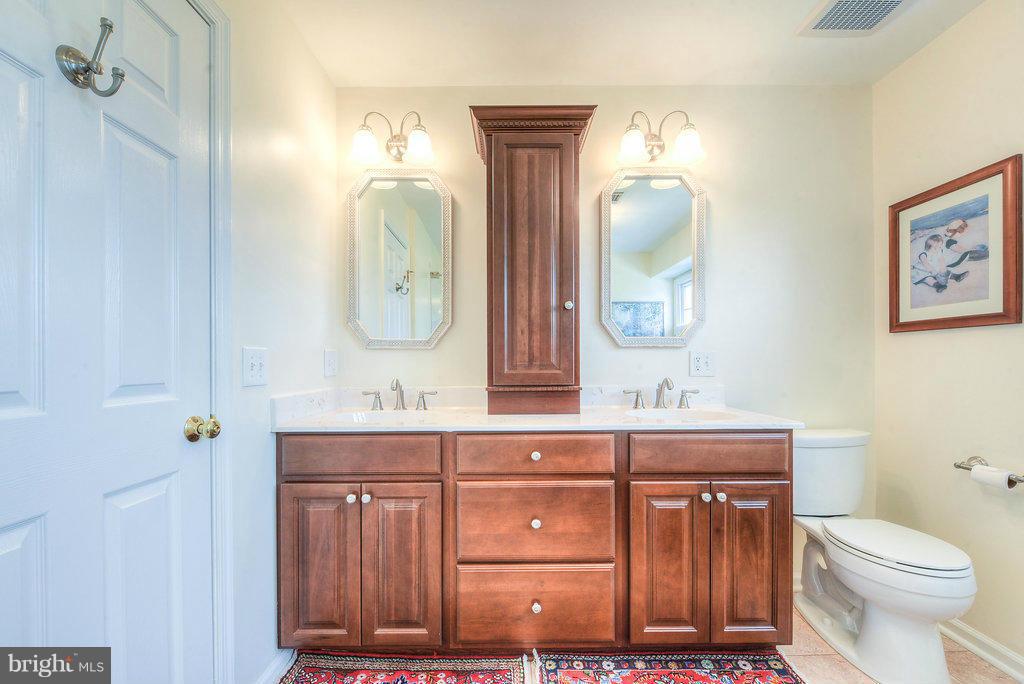 ARROWOOD - Residential