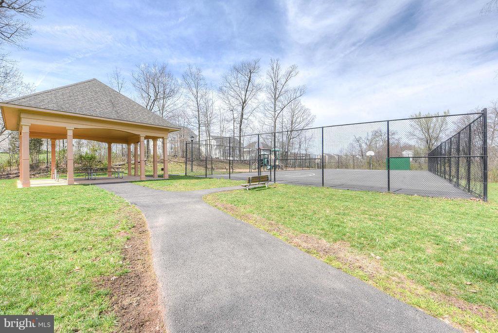 ARROWOOD - Residential