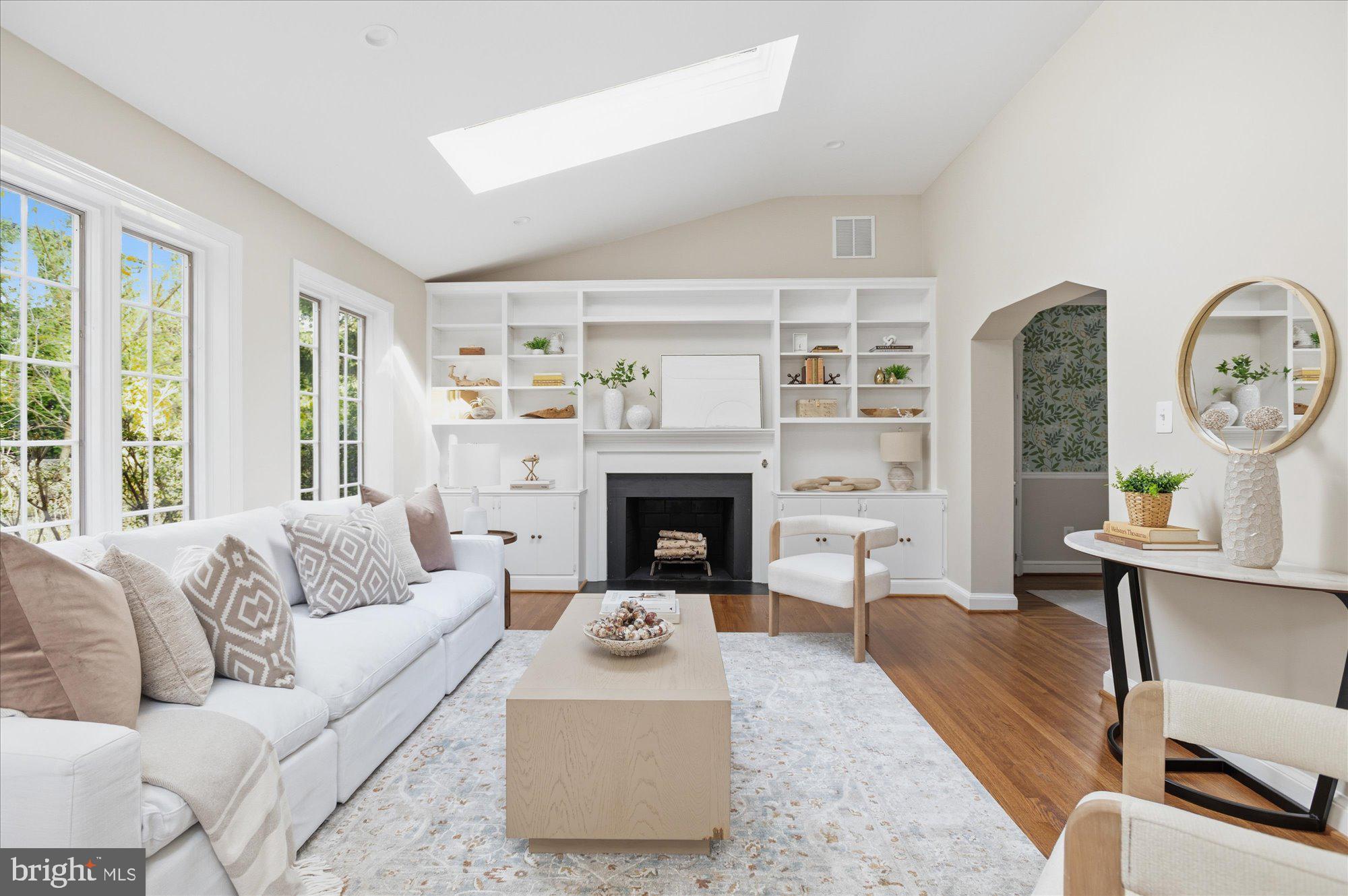 CHEVY CHASE MANOR - Residential