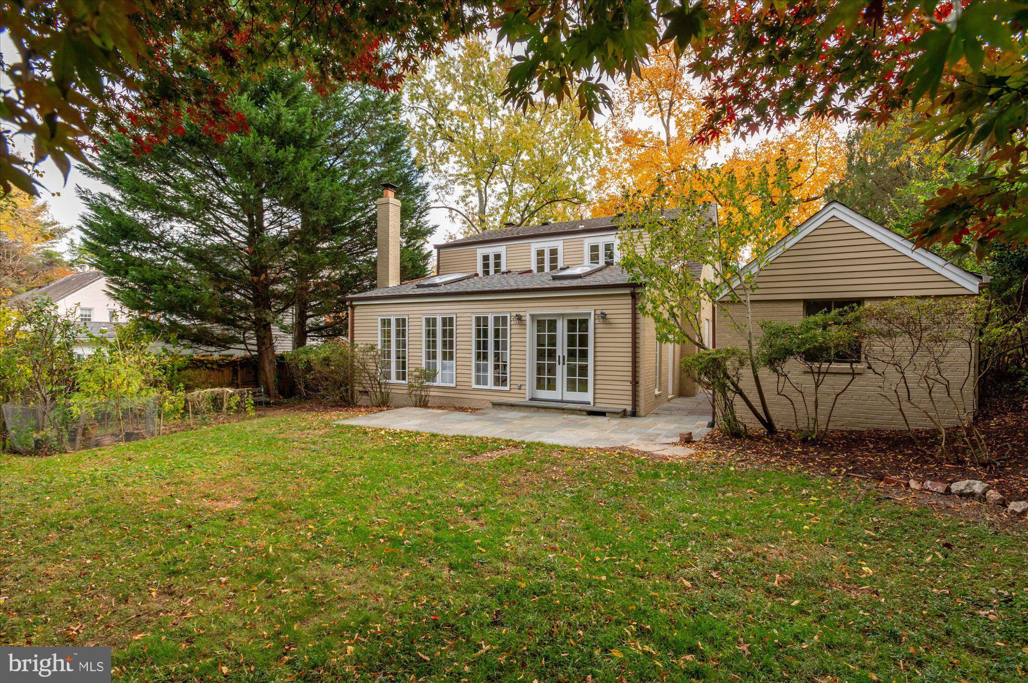 CHEVY CHASE MANOR - Residential