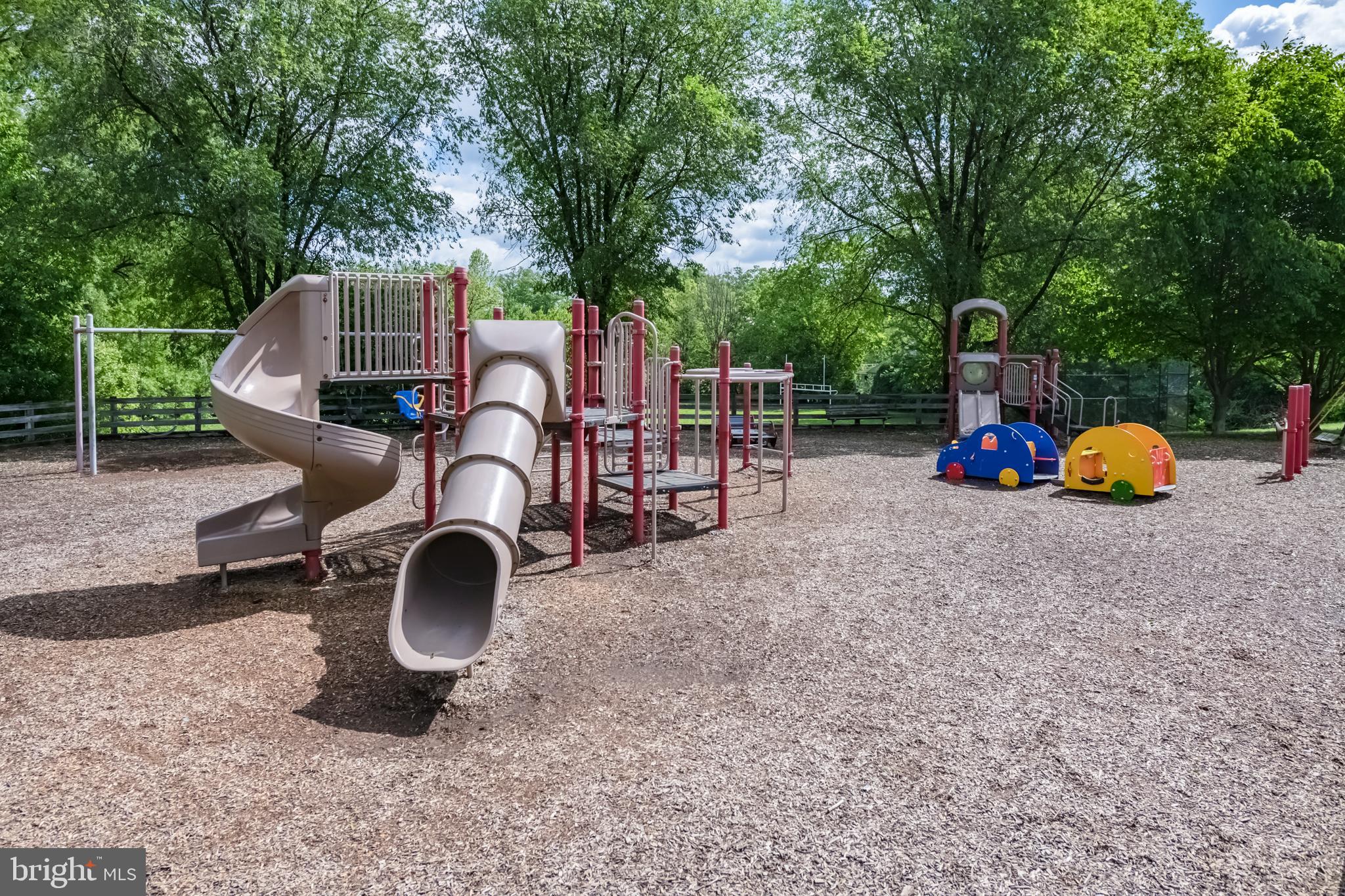 CHEVY CHASE MANOR - Residential