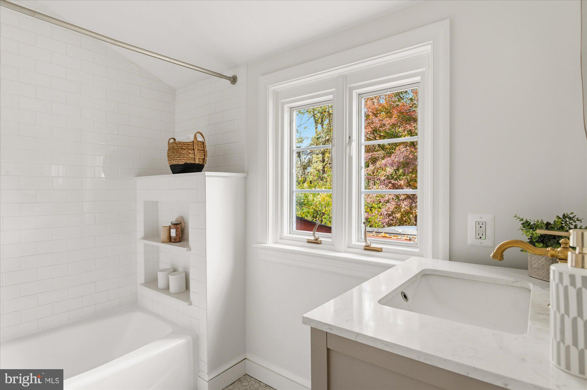 CHEVY CHASE MANOR - Residential