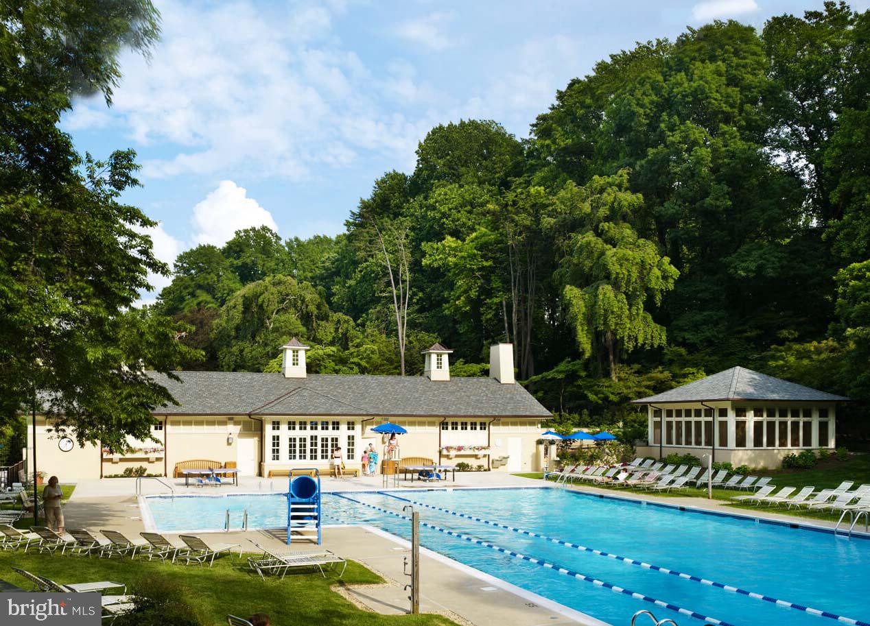 CHEVY CHASE MANOR - Residential