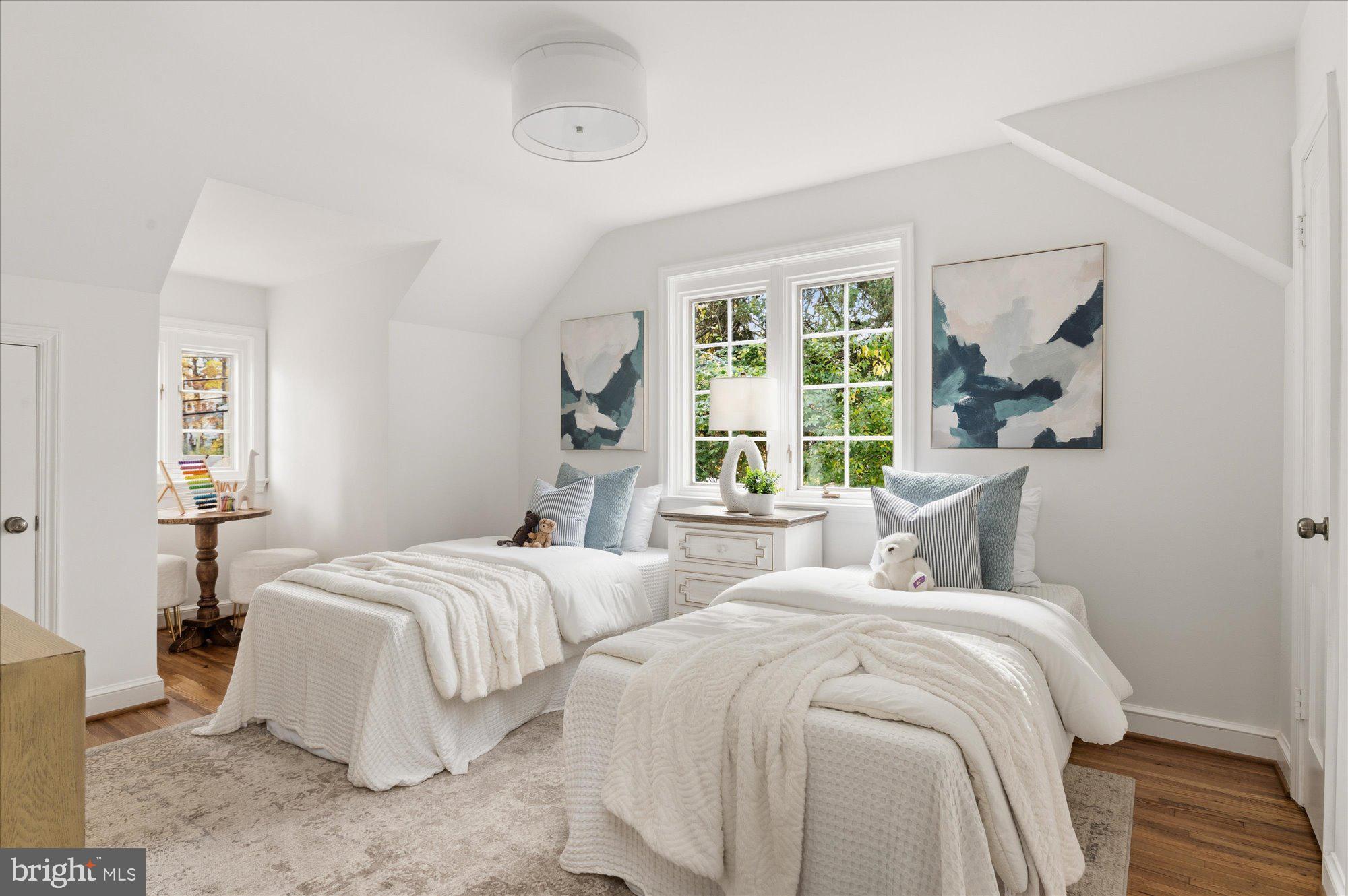 CHEVY CHASE MANOR - Residential