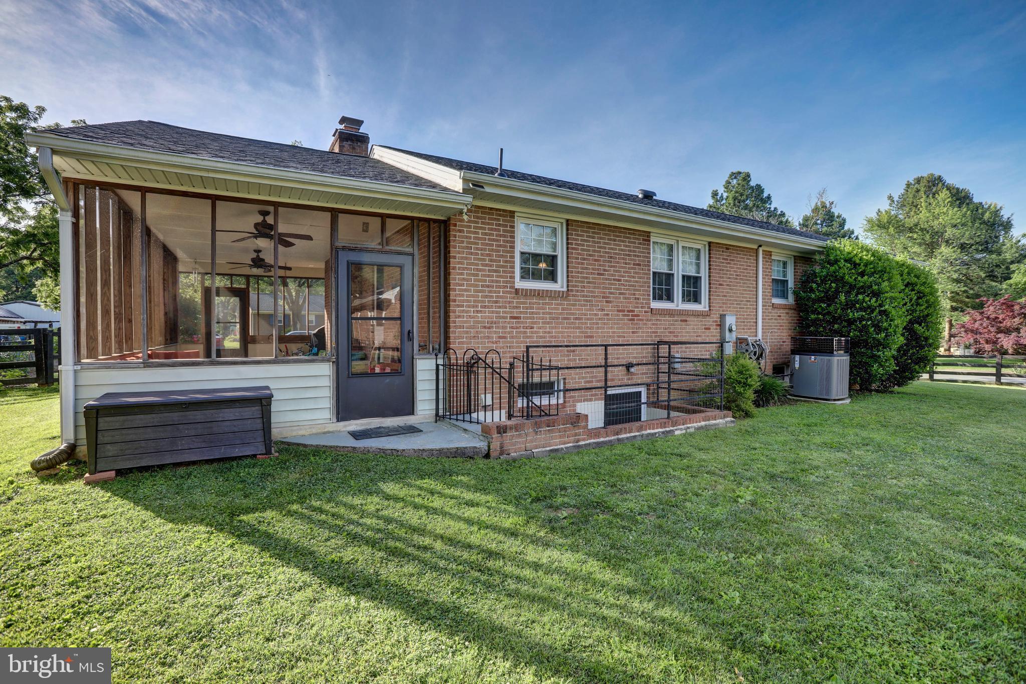 HAMILTON TERRACE - Residential Lease