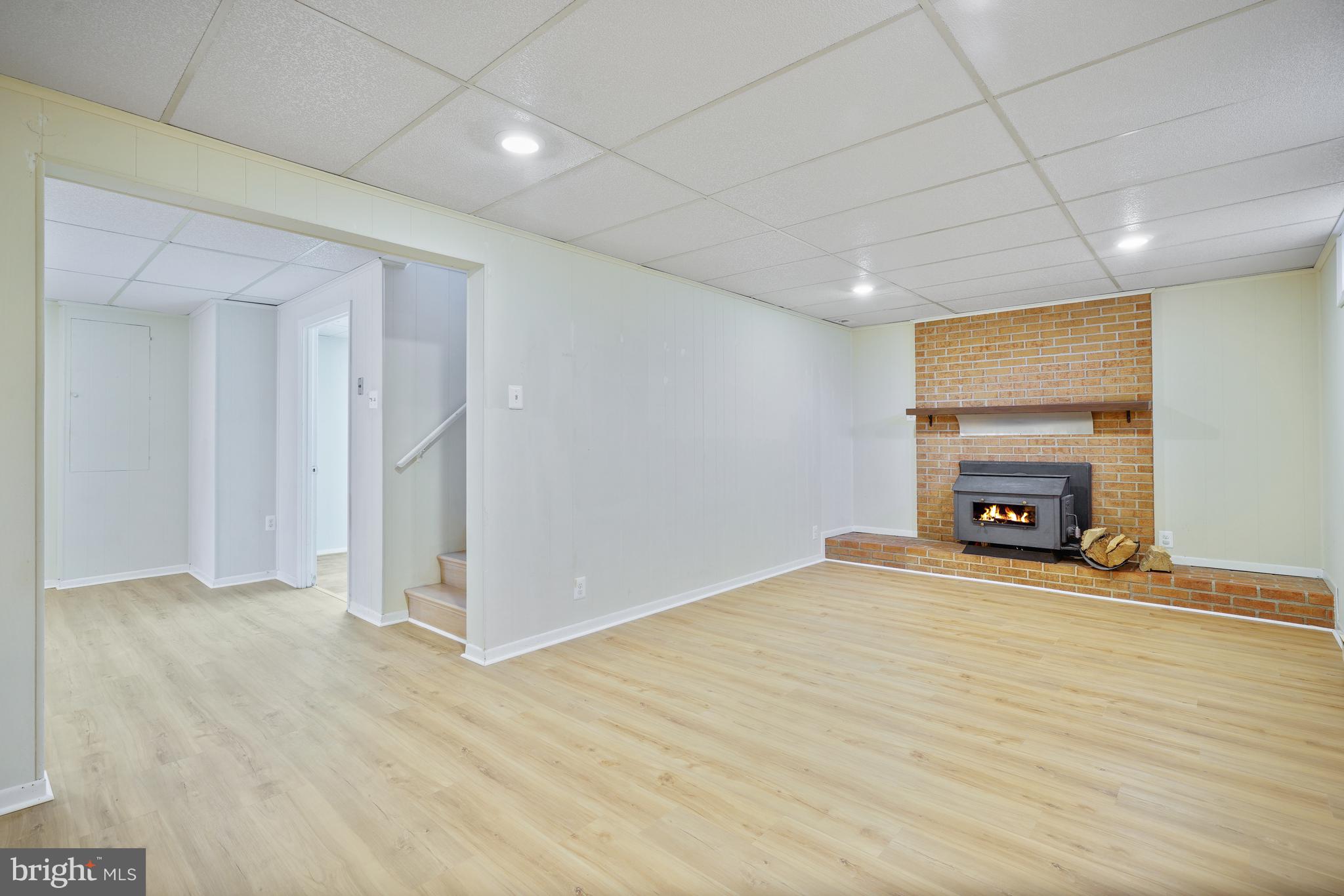 HAMILTON TERRACE - Residential Lease