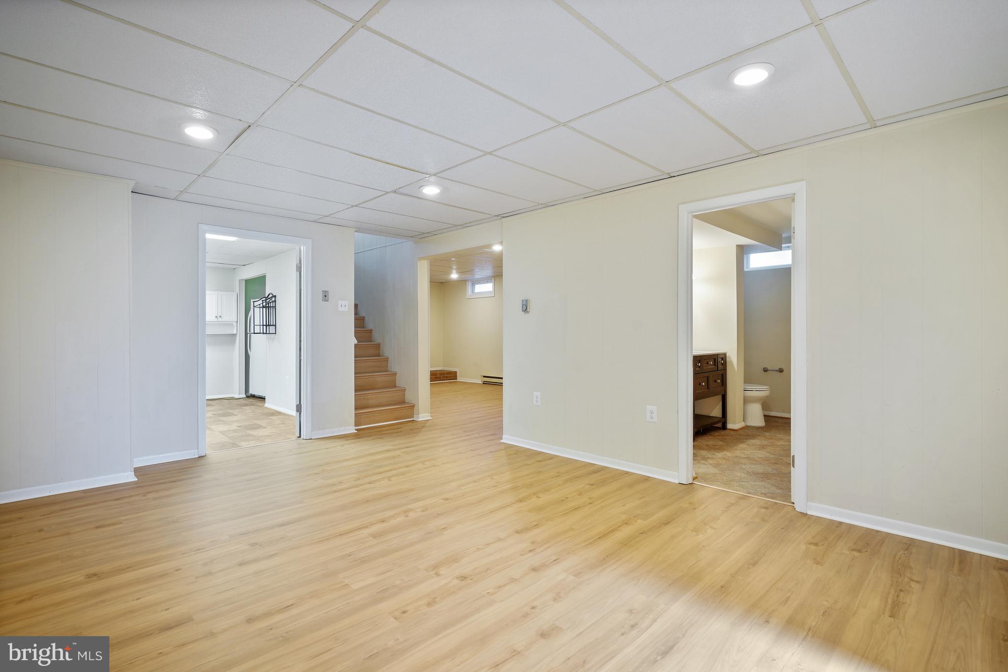 HAMILTON TERRACE - Residential Lease