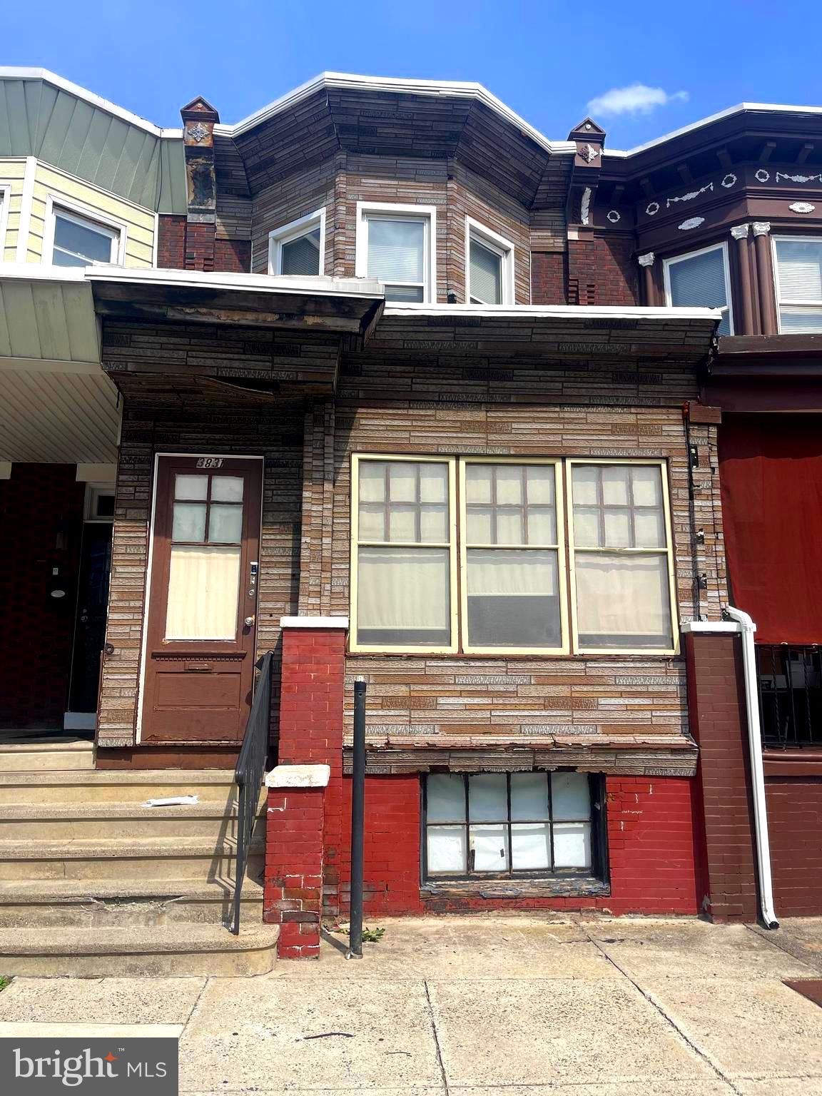 Welcome to 3831 N 19th Street! This spacious middle-of-the-row townhome has been lovingly maintained by the same family for many years. Featuring 4 bedrooms and 2.5 bathrooms, this home offers plenty of space for comfortable living. A potential 5th bedroom on the first floor adds flexibility for guests, an office, or additional living space. Enjoy the charm of original hardwood floors and high ceilings throughout.
Located in the Nicetown section of Philadelphia, this property is a great opportunity for homeowners or investors alike. Property is being sold in as-is condition, offering the next owner the chance to add their personal touch and value. Don't miss out on this solid home with great potential!