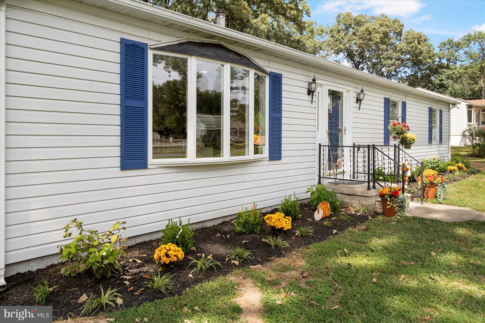 LONG POINT - Residential